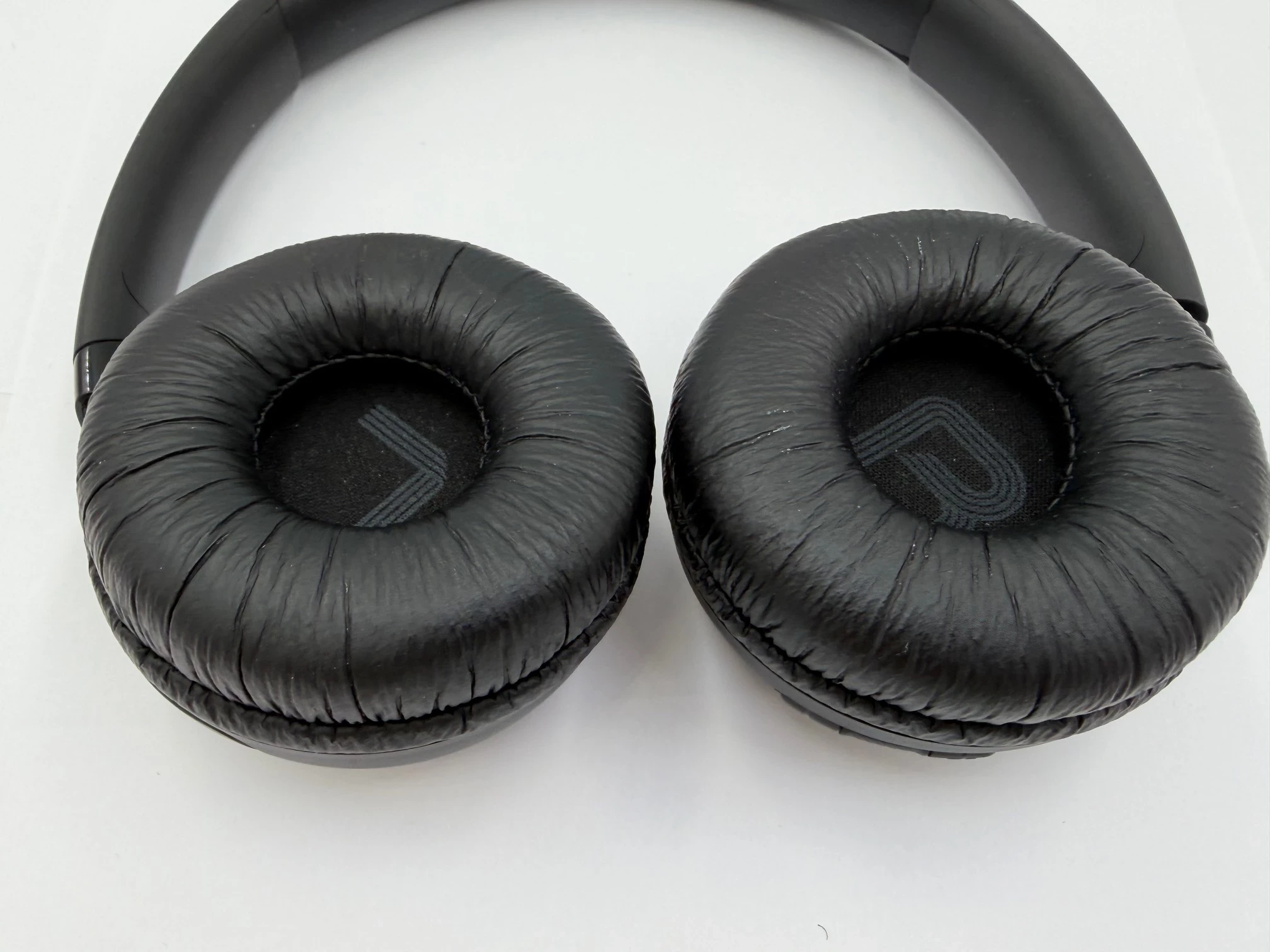 sluchawki-jbl-530bt-same-sluchawki-stan-11323-2