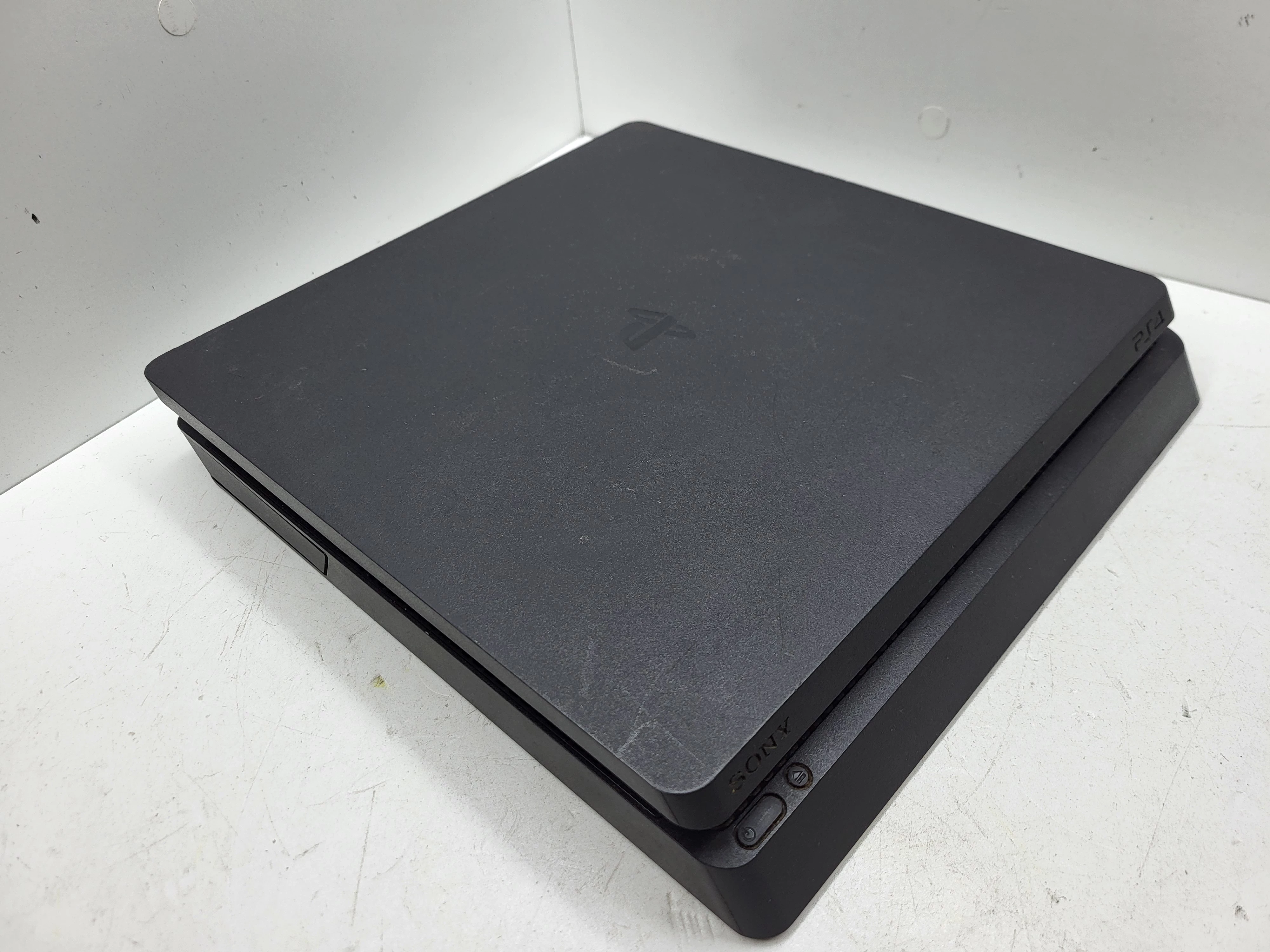 konsola-ps4-slim-500gb-kod-producenta-cuh-2216a