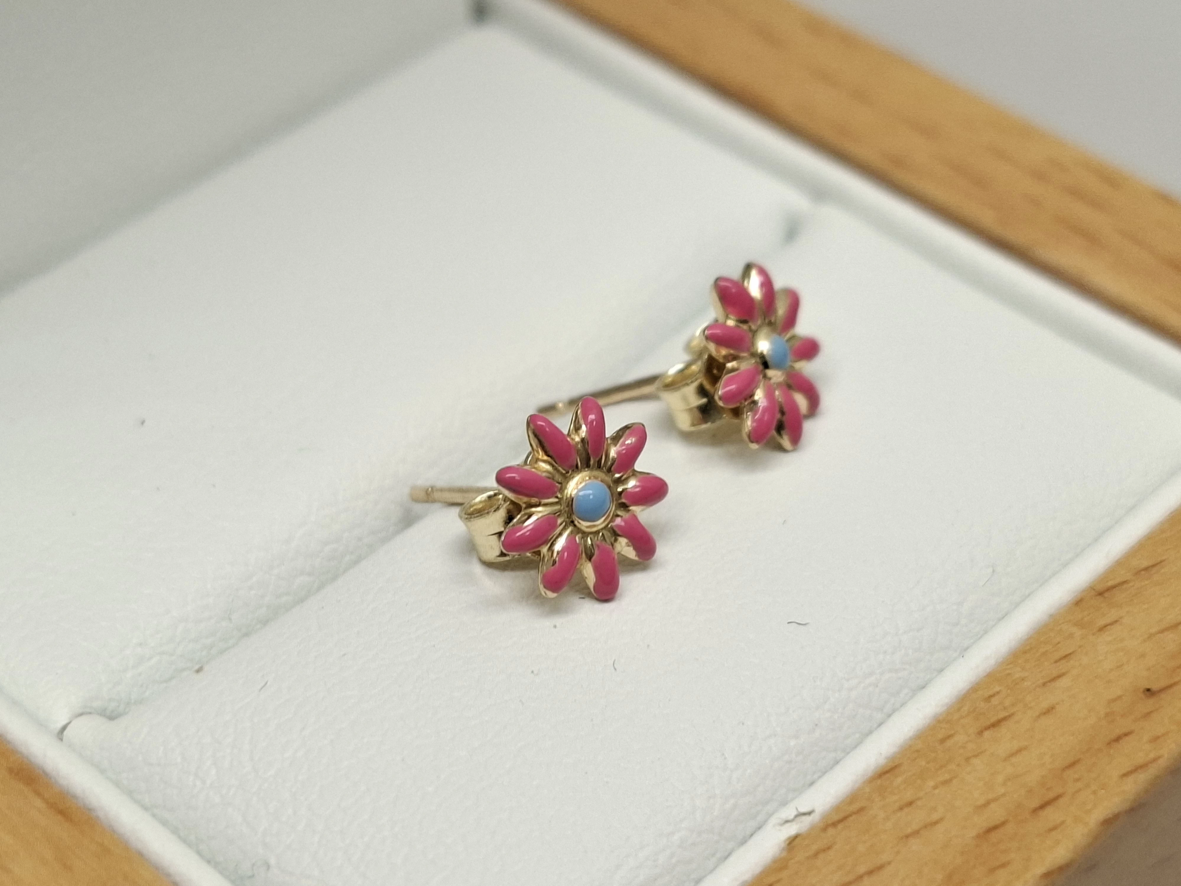 delikatne-zlote-kolczyki-sztyft-kwiatki-067-585-rodzaj-2205-2