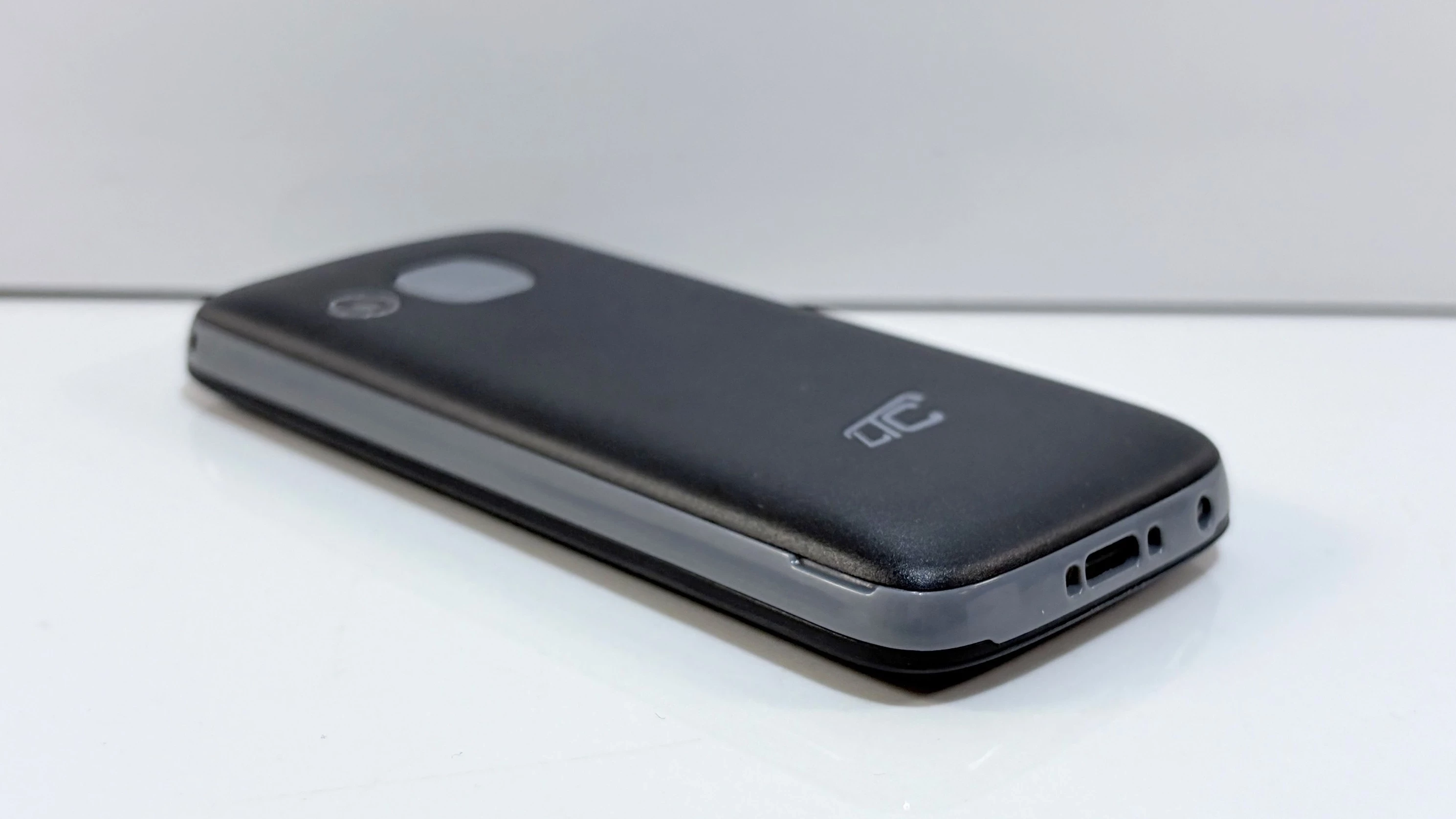 telefon-komorkowy-dla-seniora-ltc-mob10-pudelko-paragon-super-stan-typ-202685-212933