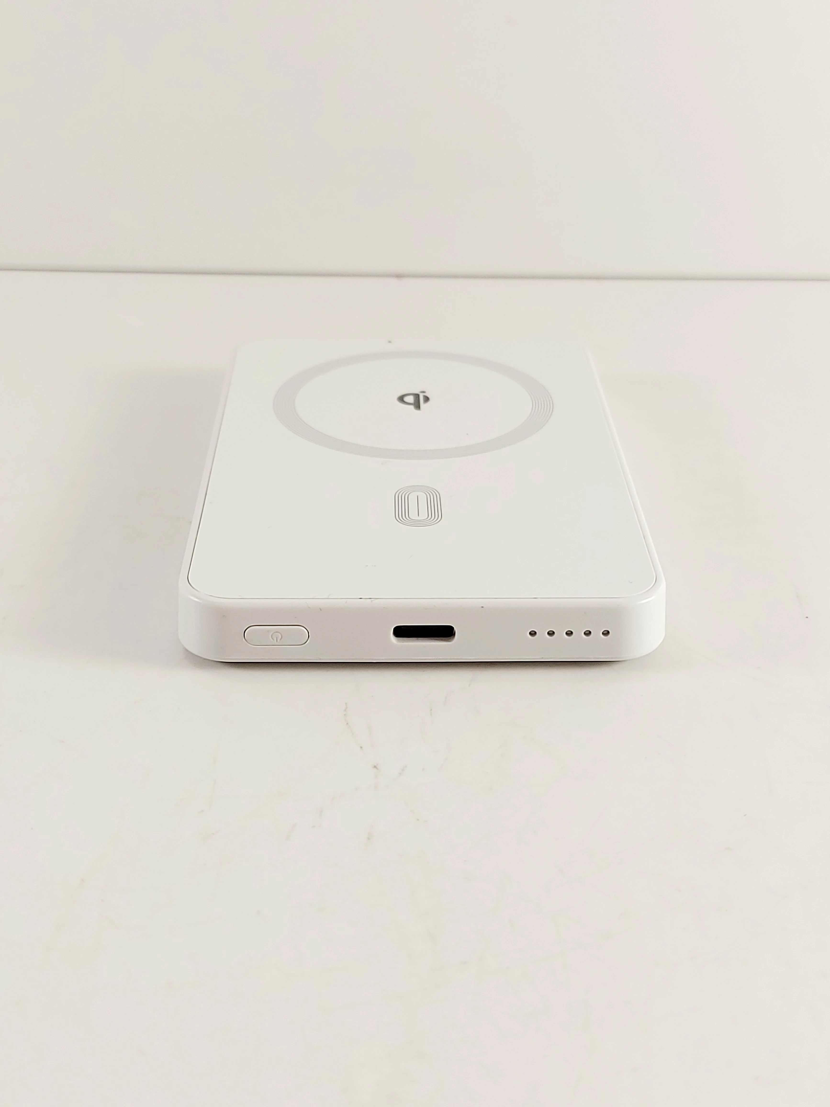 powerbank-re-load-5000-mah-magnetyczny-bezprzewodowy-stan-11323-2