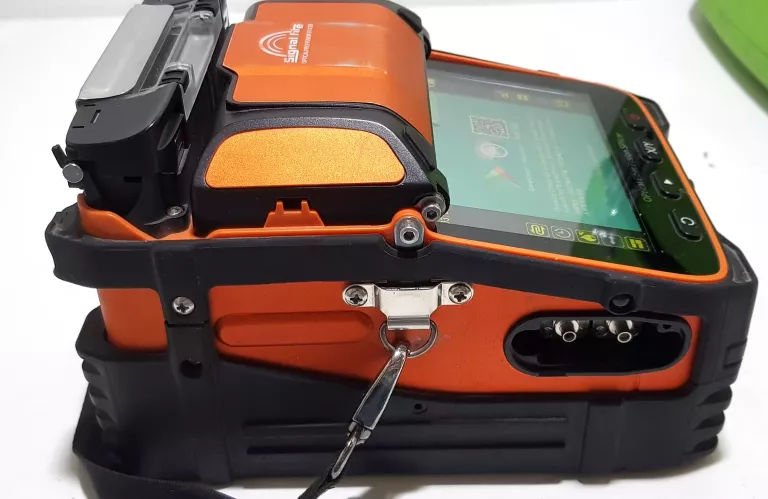 spawarka-swiatlowodowa-signal-ai-9-walizka-zestaw-narzedzi-producent-248914-1988945