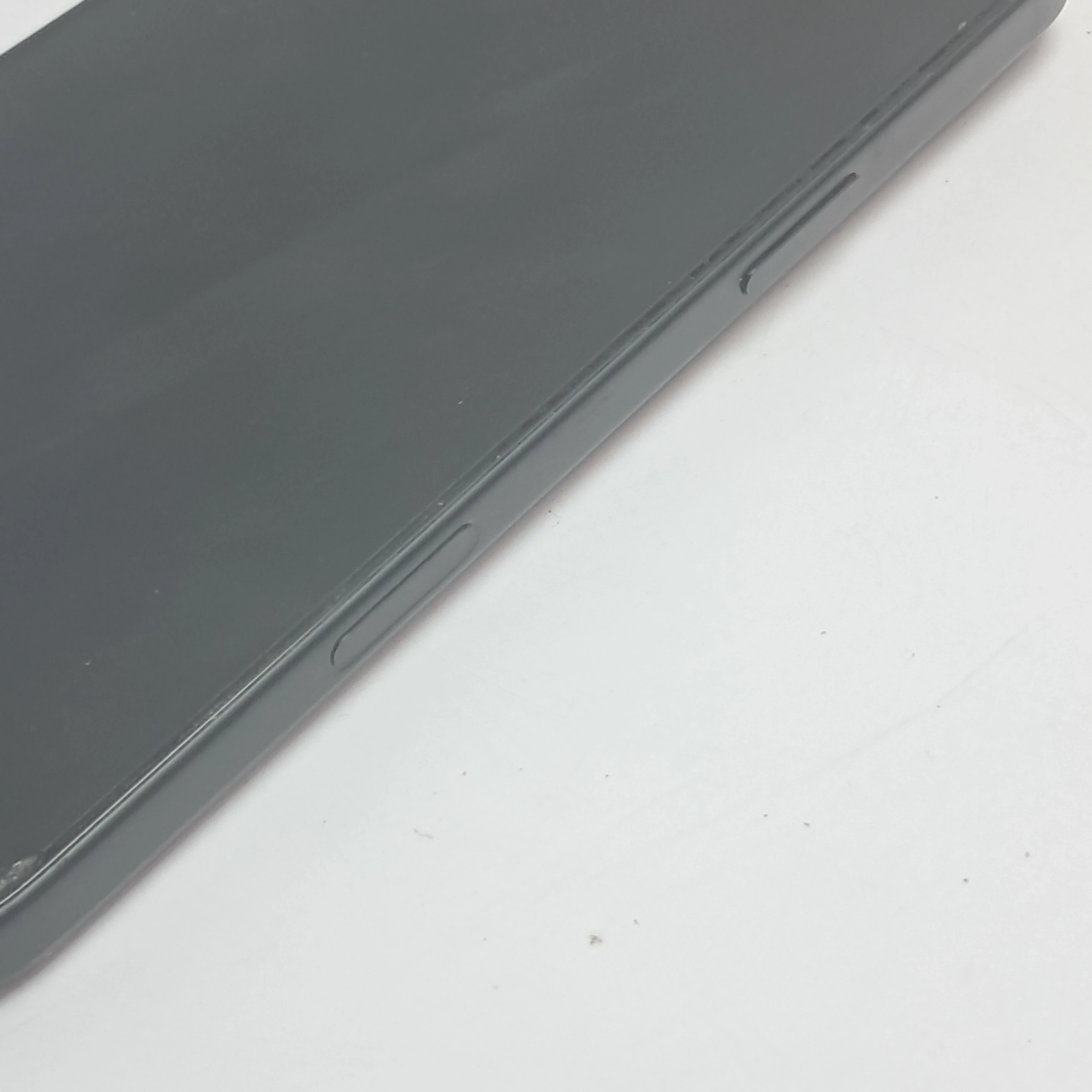 telefon-iphone-16-plus-przekatna-ekranu-670