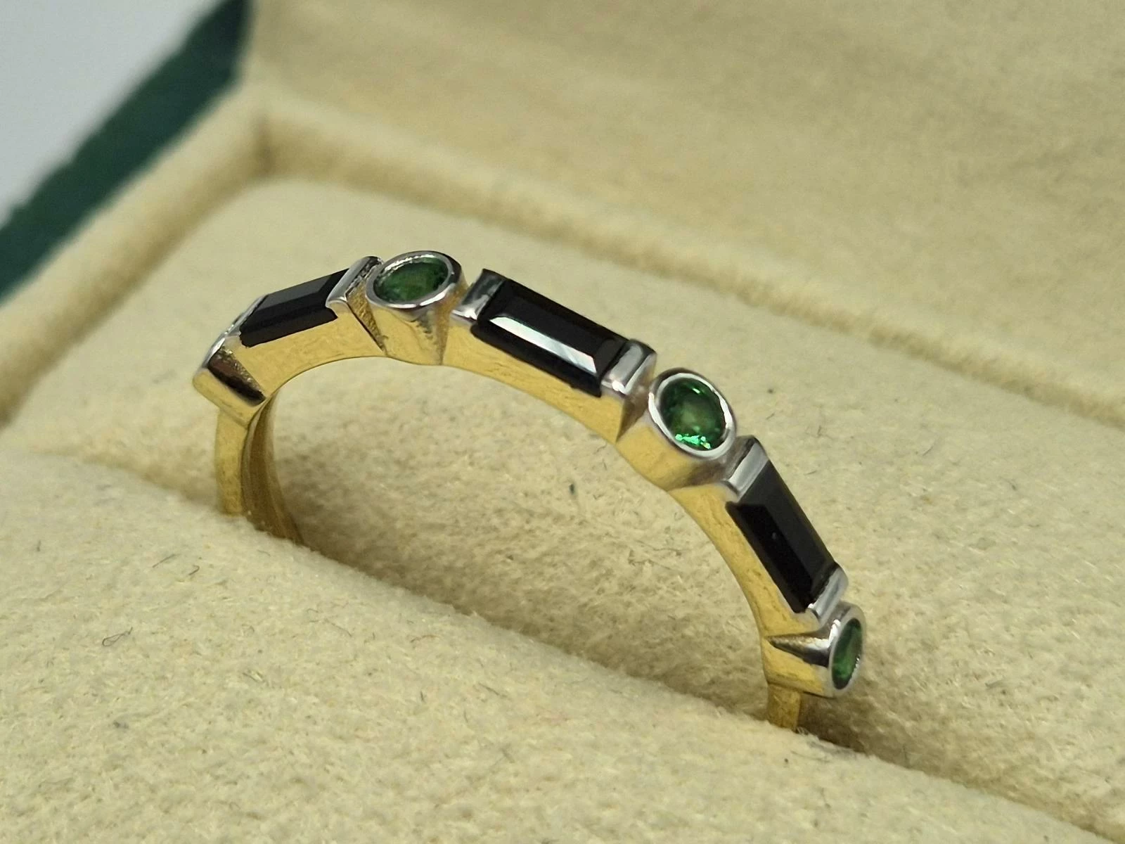 pierscionek-zloty-czarno-zielony-585-14k-160g-r13-ean-gtin-5900025305355