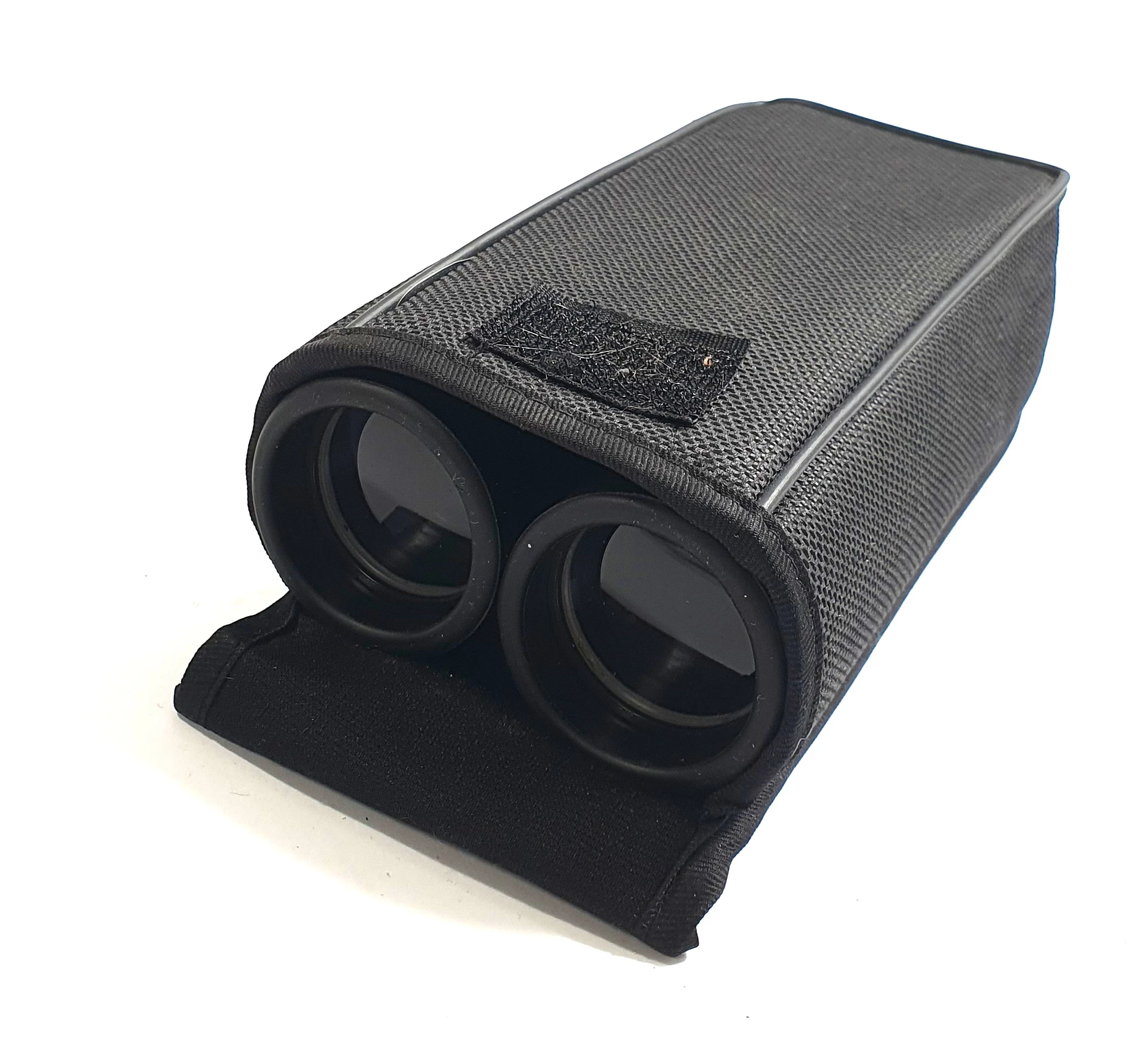 lornetka-turystyczna-wildtrek-22x32futeral-powiekszenie-2200