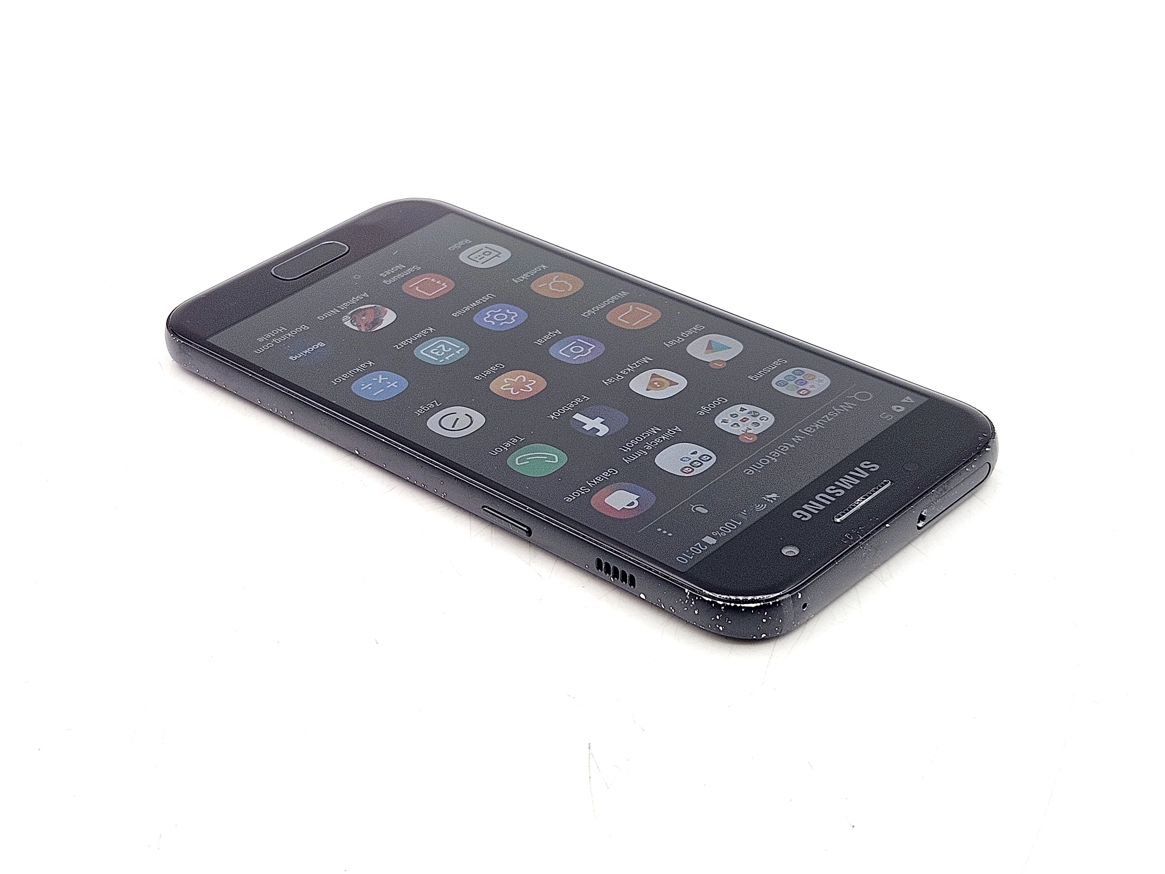 samsung-galaxy-a3-2017-4glte-216gb-czarny-sm-a320fl-przekatna-ekranu-470