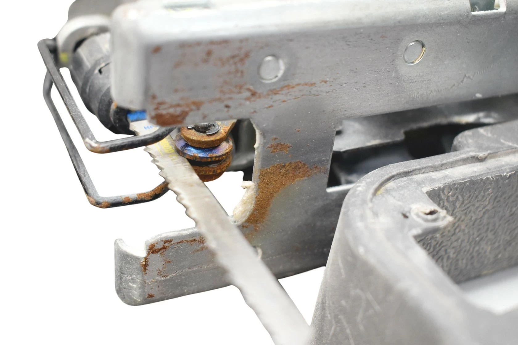 wyrzynarka-ryobi-rjs1050-mocowanie-brzeszczotu-205041-222245