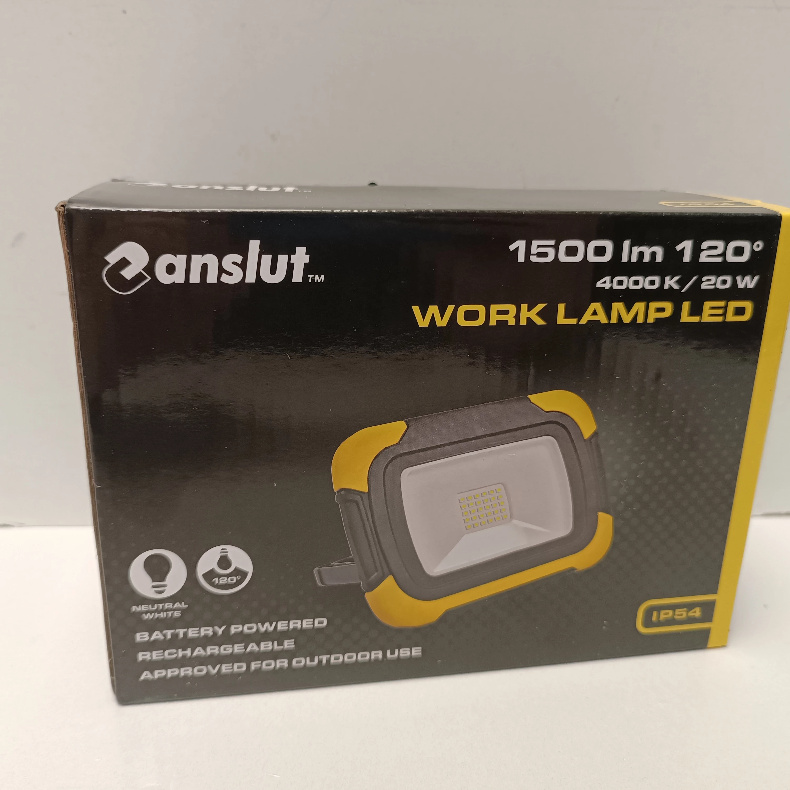 anslut-akumulatorowa-lampa-robocza-led-1500-lm-20-w-ip54-osiedle-teatralne-3u15-krakow