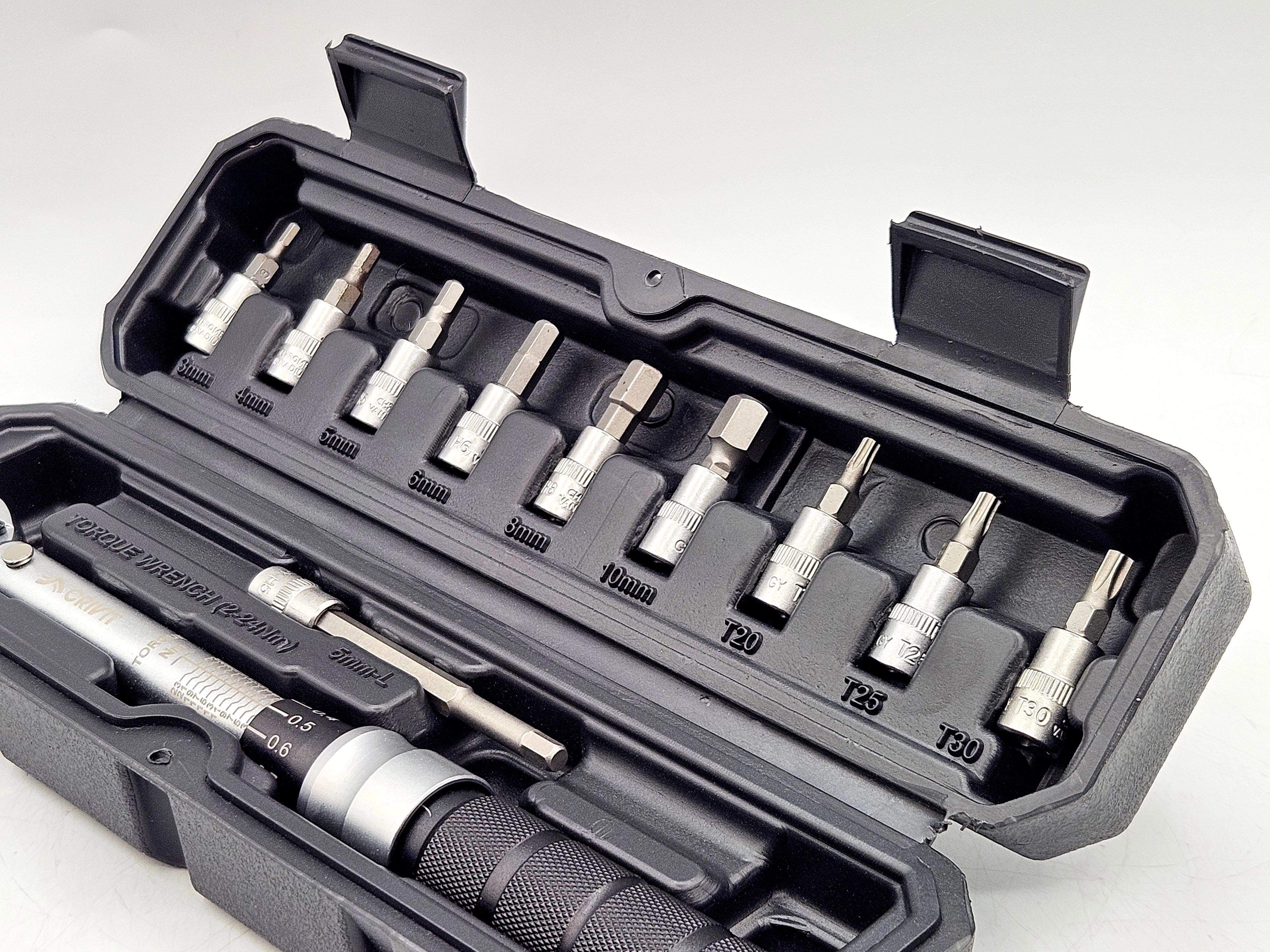 crivit-klucz-dynamometryczny-rowerowy-2-24-nm-zestaw-koncowek-14-ean-gtin-4052916192238