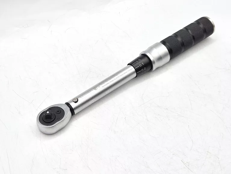 crivit-klucz-dynamometryczny-rowerowy-2-24-nm-zestaw-koncowek-14-kod-producenta-465698-2404