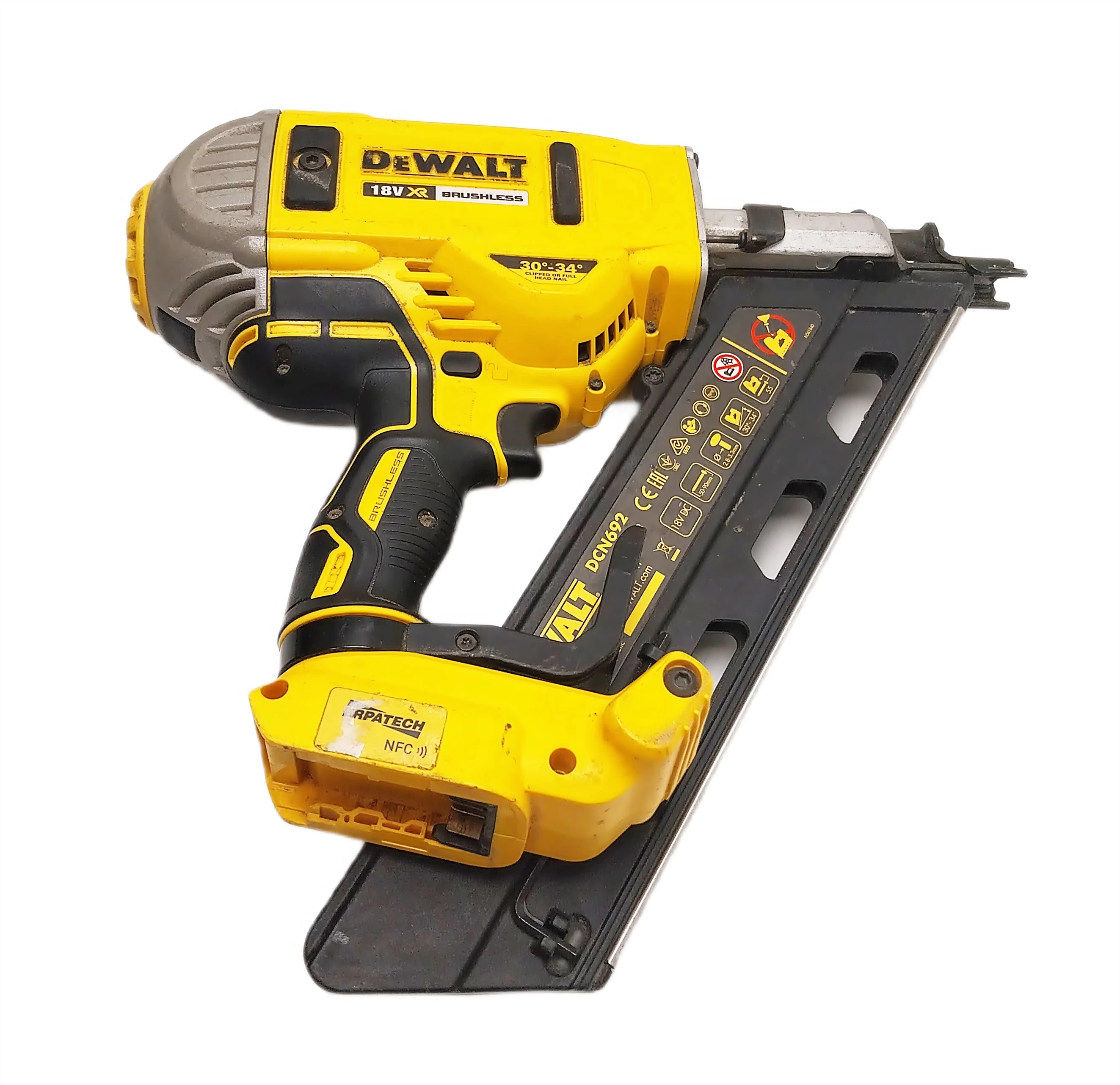 gwozdziarka-dewalt-dcn692-18v-body-seria-xr