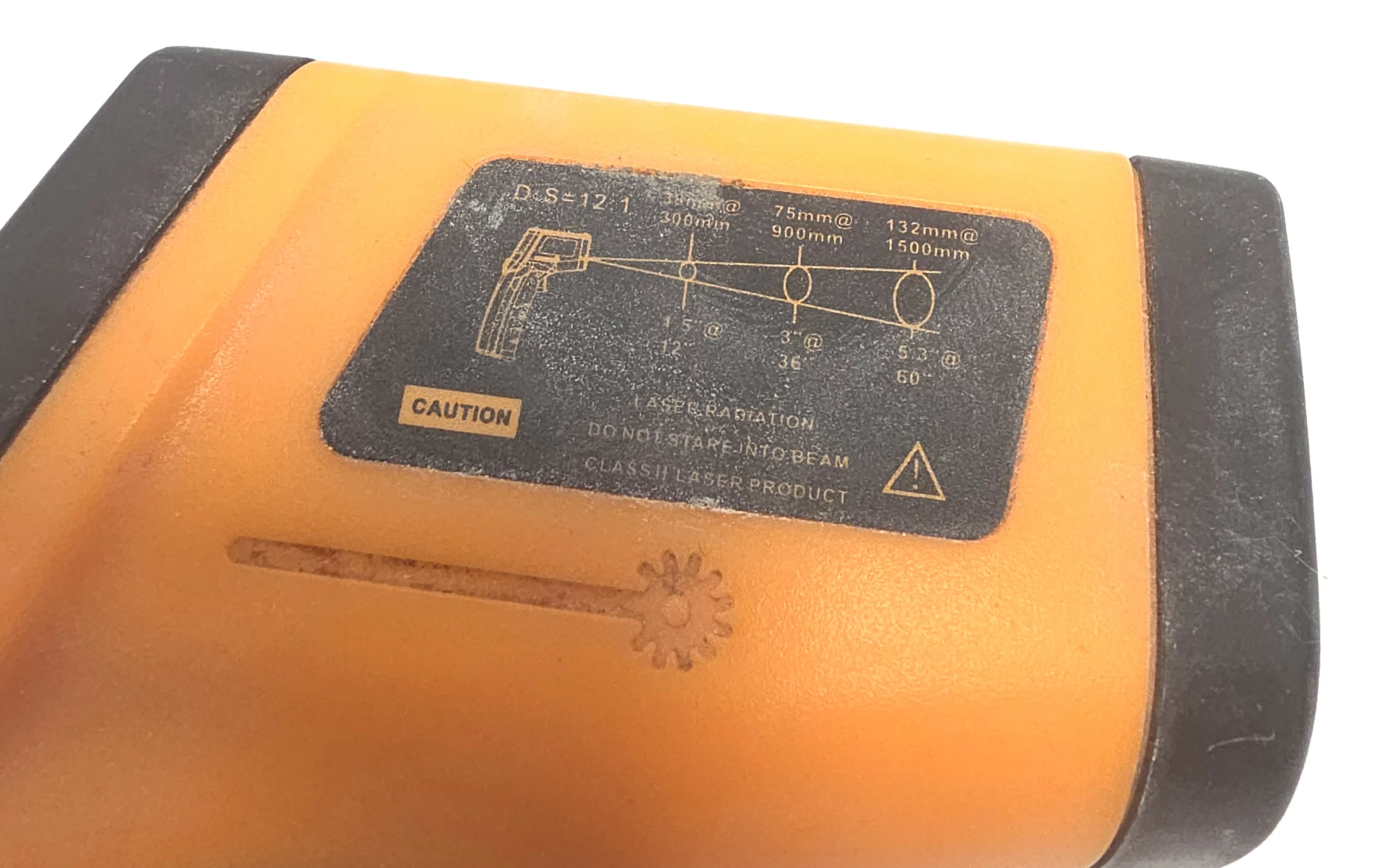 termometr-laserowy-gm320-model-gm320