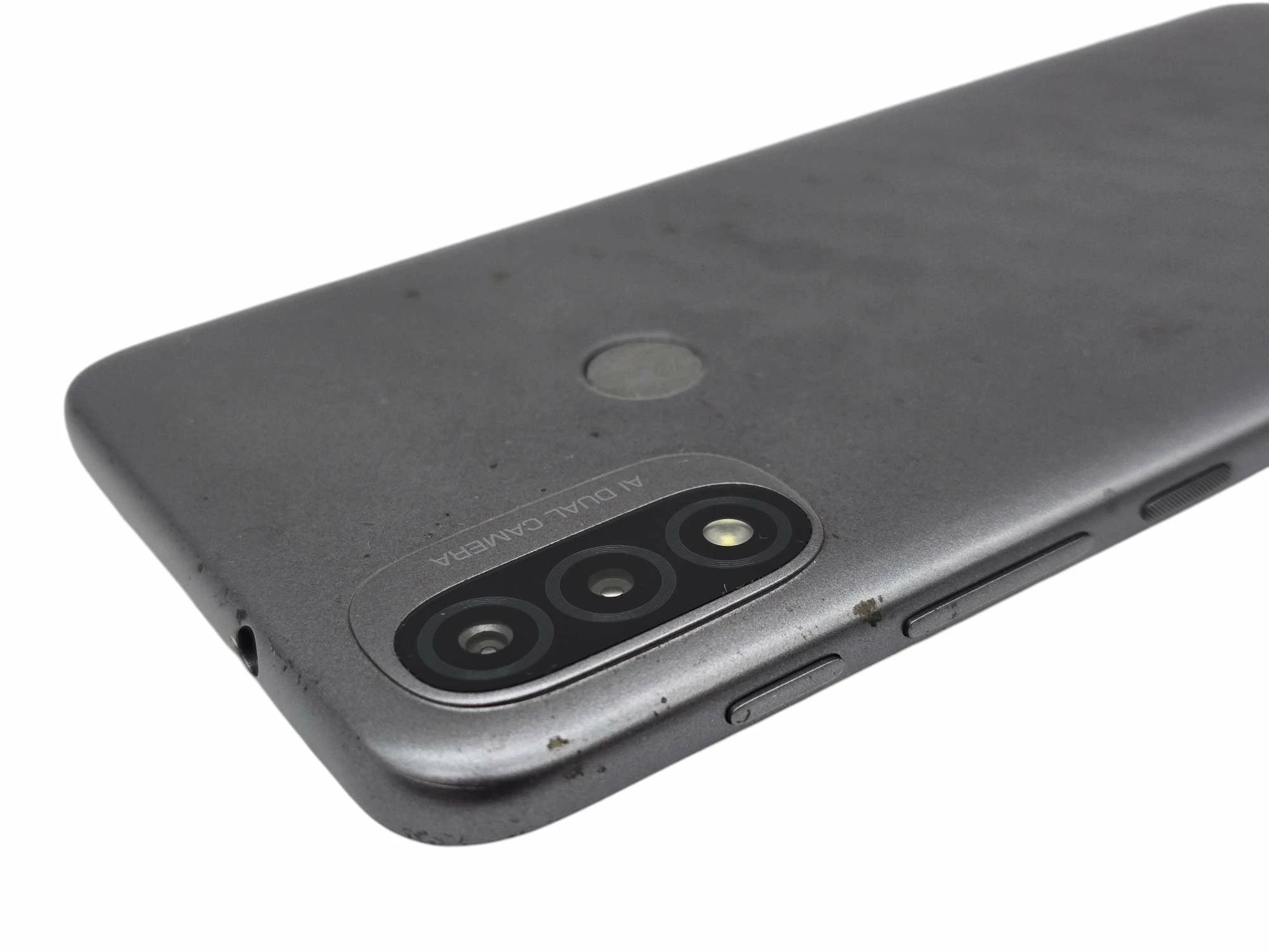 motorola-moto-e20-2-32gb-przekatna-ekranu-650