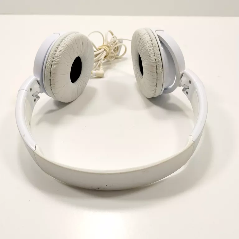 sluchawki-sony-nauszne-biale-kolor-dominujacy-129357-2