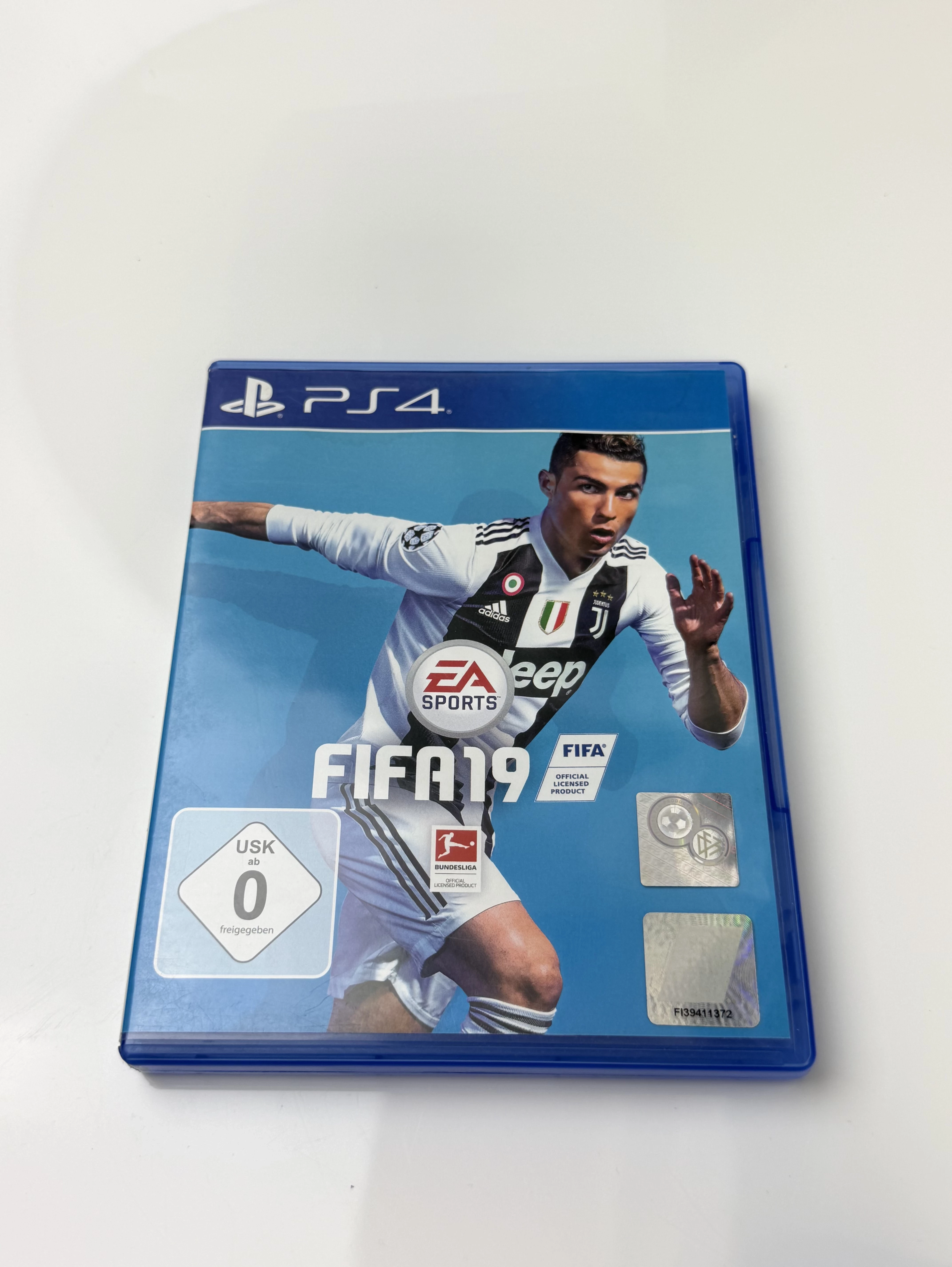 gra-ps4-fifa-19-orzegowska-25-bytom