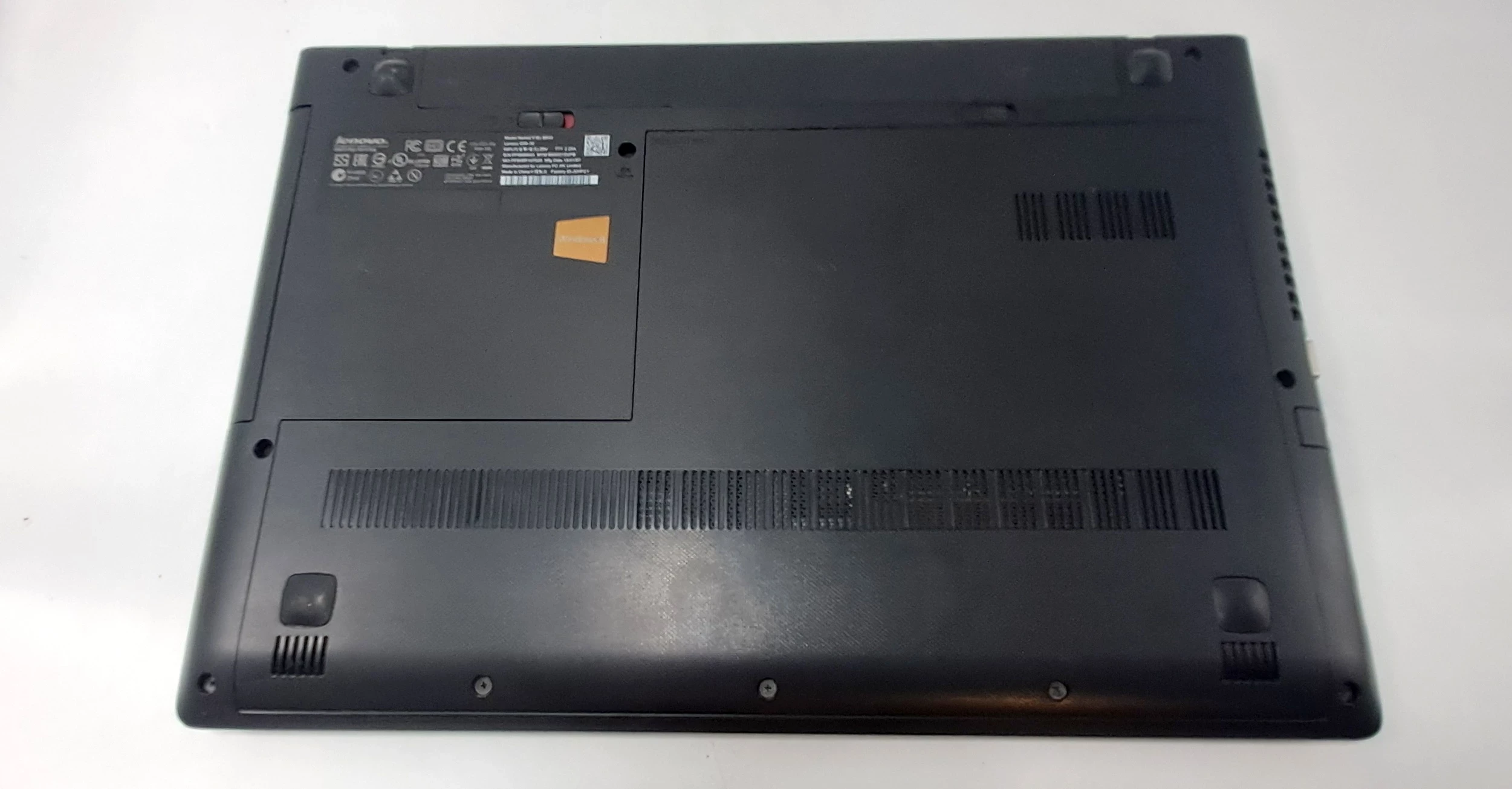 laptop-lenovo-g50-intel-celeron-4gb-ram-512gb-win8-przekatna-ekranu-1560