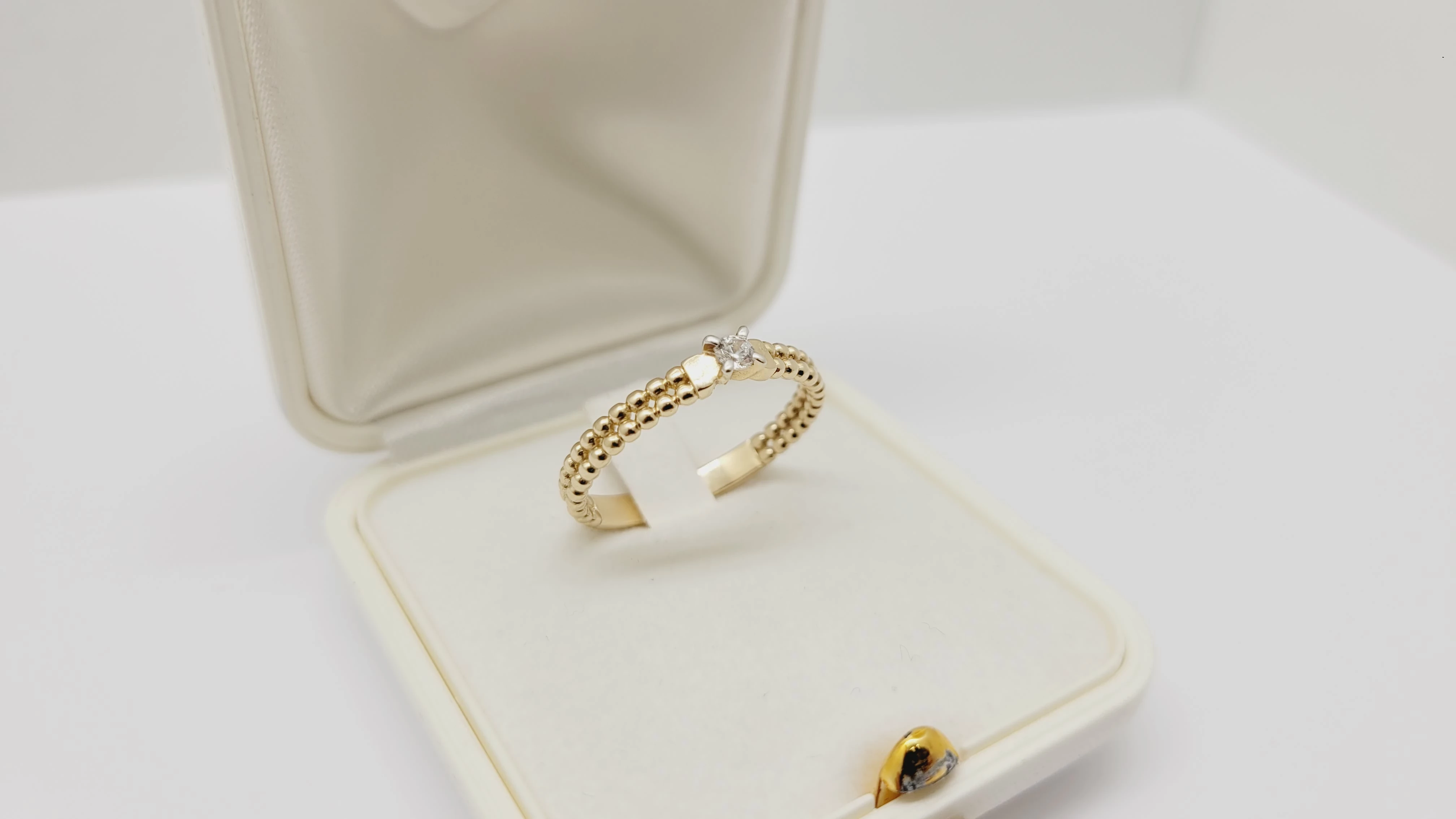 wspanialy-zloty-pierscionek-585-288g-r-22-pilsudskiego-7-tarnowskie-gory