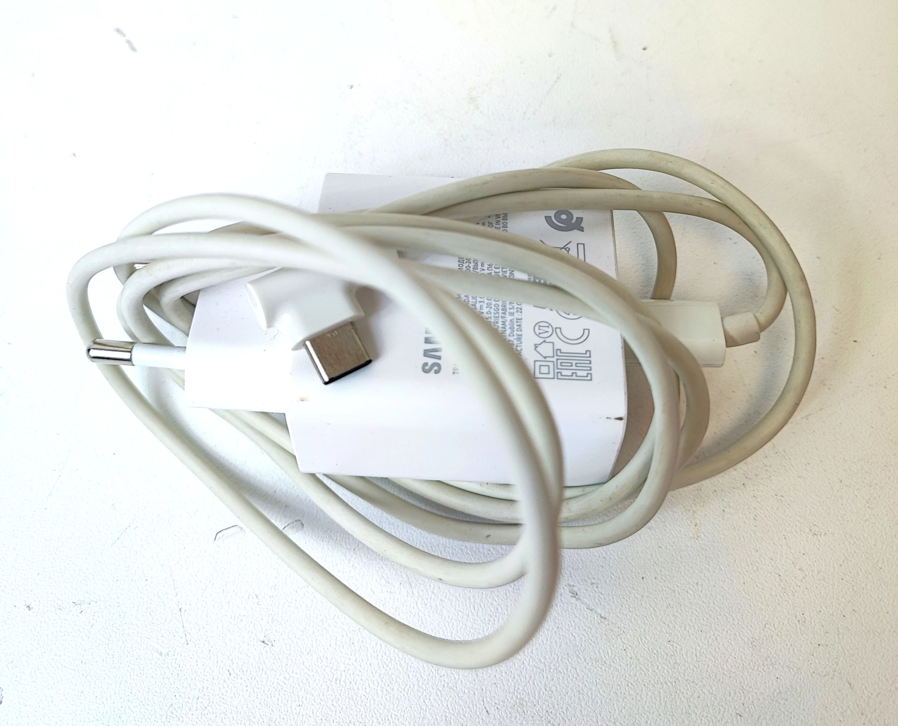 projektor-samsung-the-freestyle-gen-1-sp-lsp3bla-waga-produktu-140