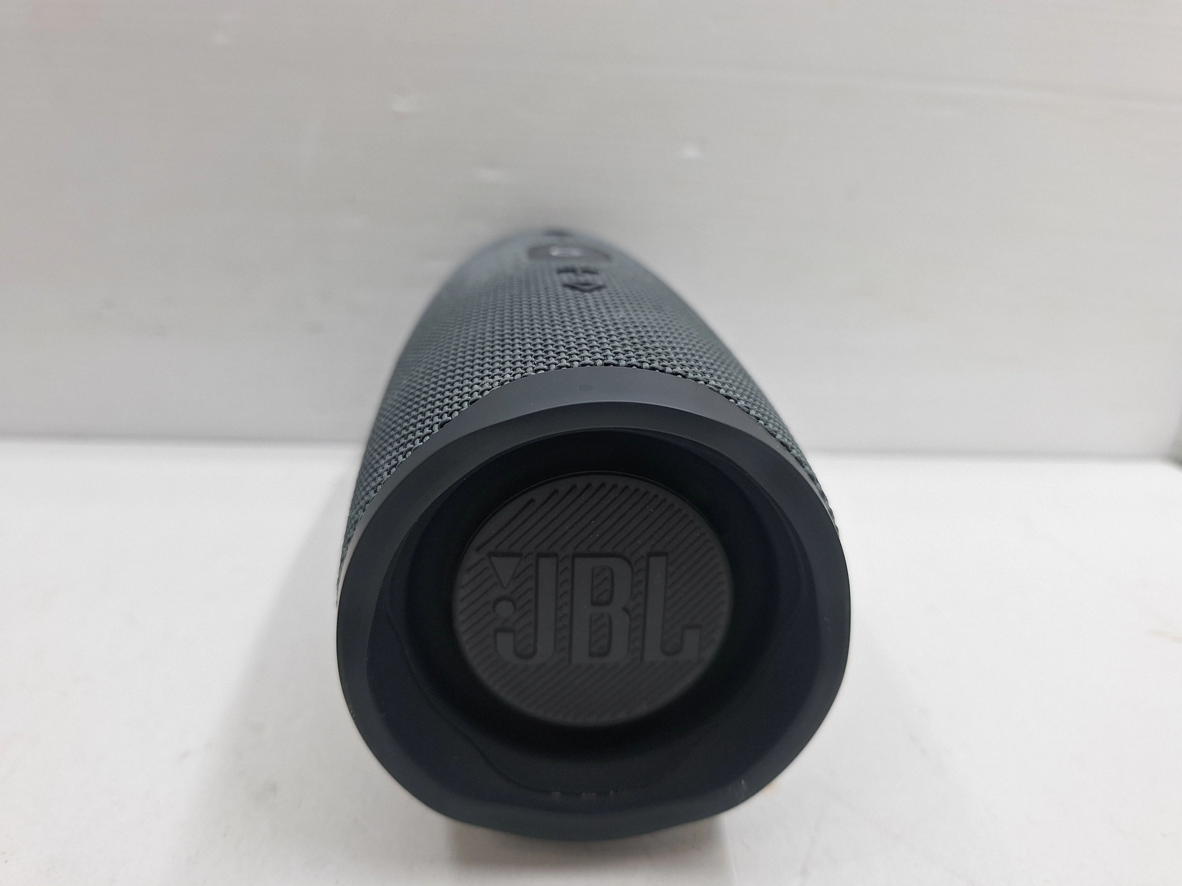 glosnik-jbl-charge-essential-2-pudelko-stan-11323-2