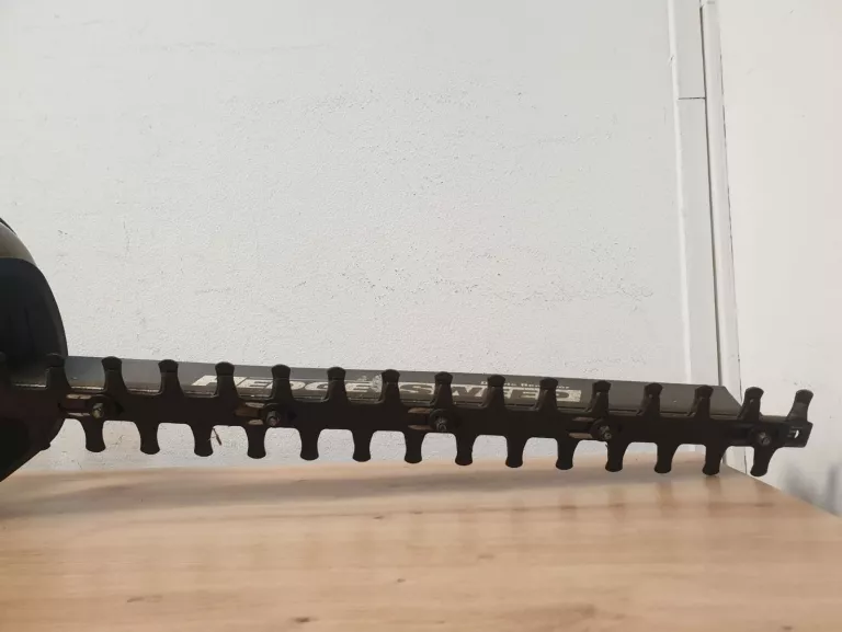 nozyce-elektryczne-do-ciecia-zywoplotu-ryobi-rht4550-marka-248811-951406