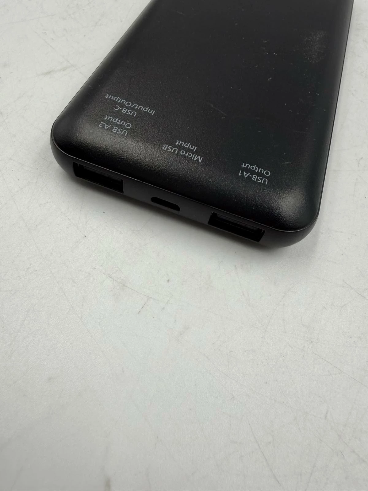 powerbank-philips-10000mah-czarny-stan-11323-2