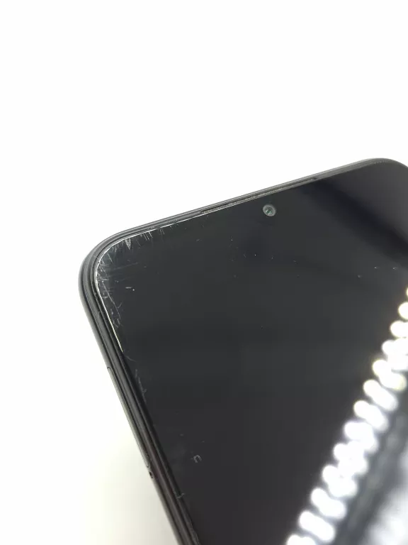 telefon-samsung-galaxy-a22-5g-przekatna-ekranu-660