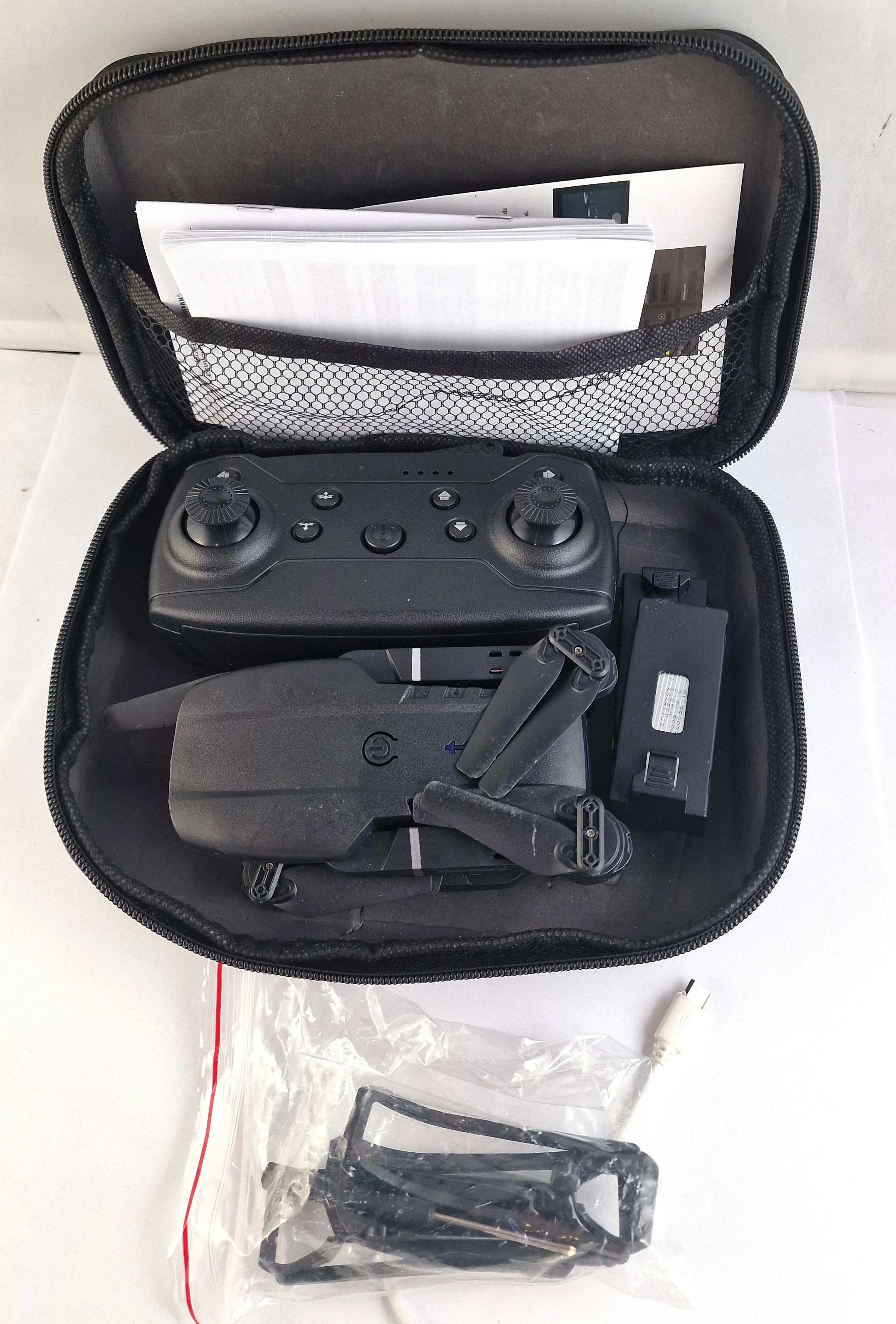 dron-e99-3-baterie-pilot-etui-ladowarka-wyzwolenia-30-32-szczecin-rs