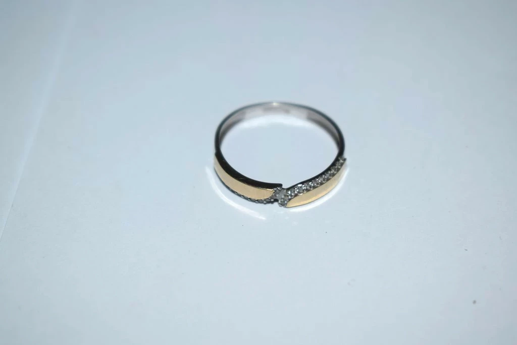 pierscionek-srebro-mieszane-ze-zlotem-375-material-15835-4