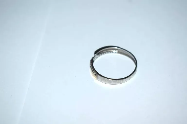 pierscionek-srebro-mieszane-ze-zlotem-375-rodzaj-2205-16