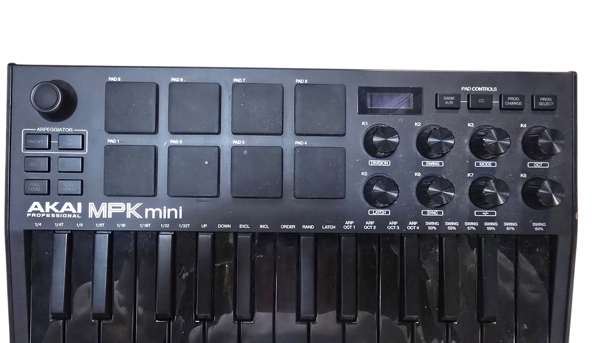 klawiatura-sterujaca-akai-mpk-mini-stan-11323-2