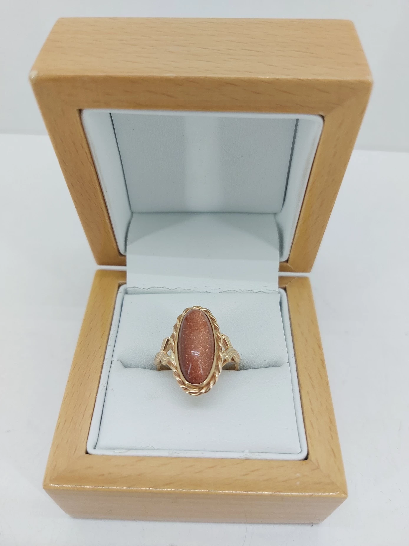 zloty-urokliwy-pierscionek-z-kamykiem-497g-585-jednosci-narodowej-1091b-sj-wroclaw