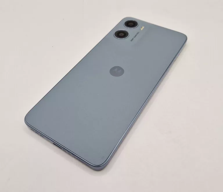 telefon-motorola-moto-e15-2gb64gb-kod-producenta-pb6s0005pl