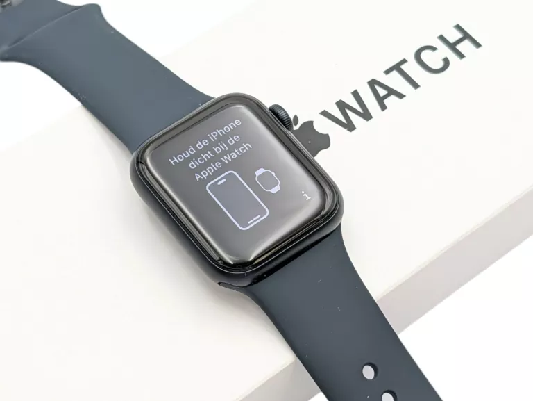 smartwatch-apple-watch-se-3-a3326-40mm-midnight-sm-gps-jak-nowy-krakowska-2-tarnow