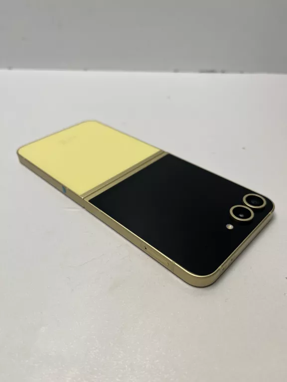 telefon-samsung-galaxy-z-flip6-12256-pamiec-ram-202865-324301