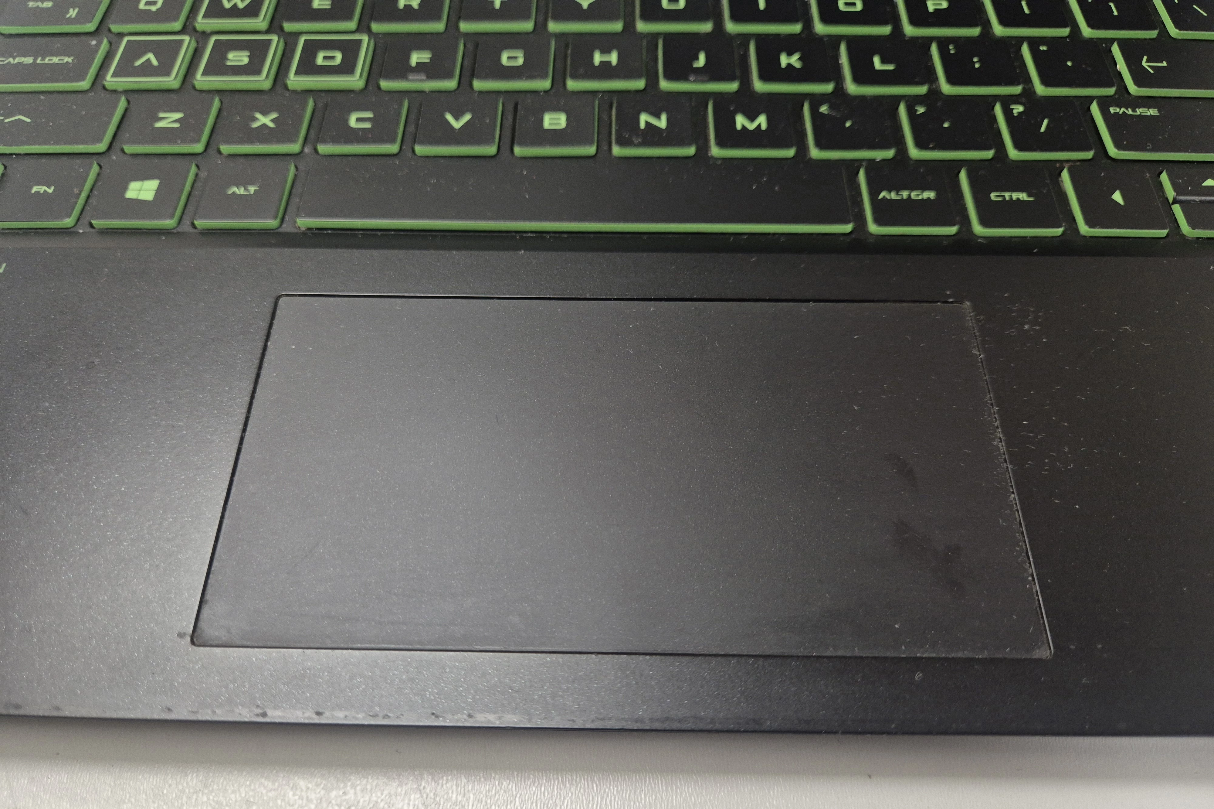 laptop-hp-pavilion-gaming-15-ec1060nw-16512-gb-amd-ryzen-5-windows-11-przekatna-ekranu-1560