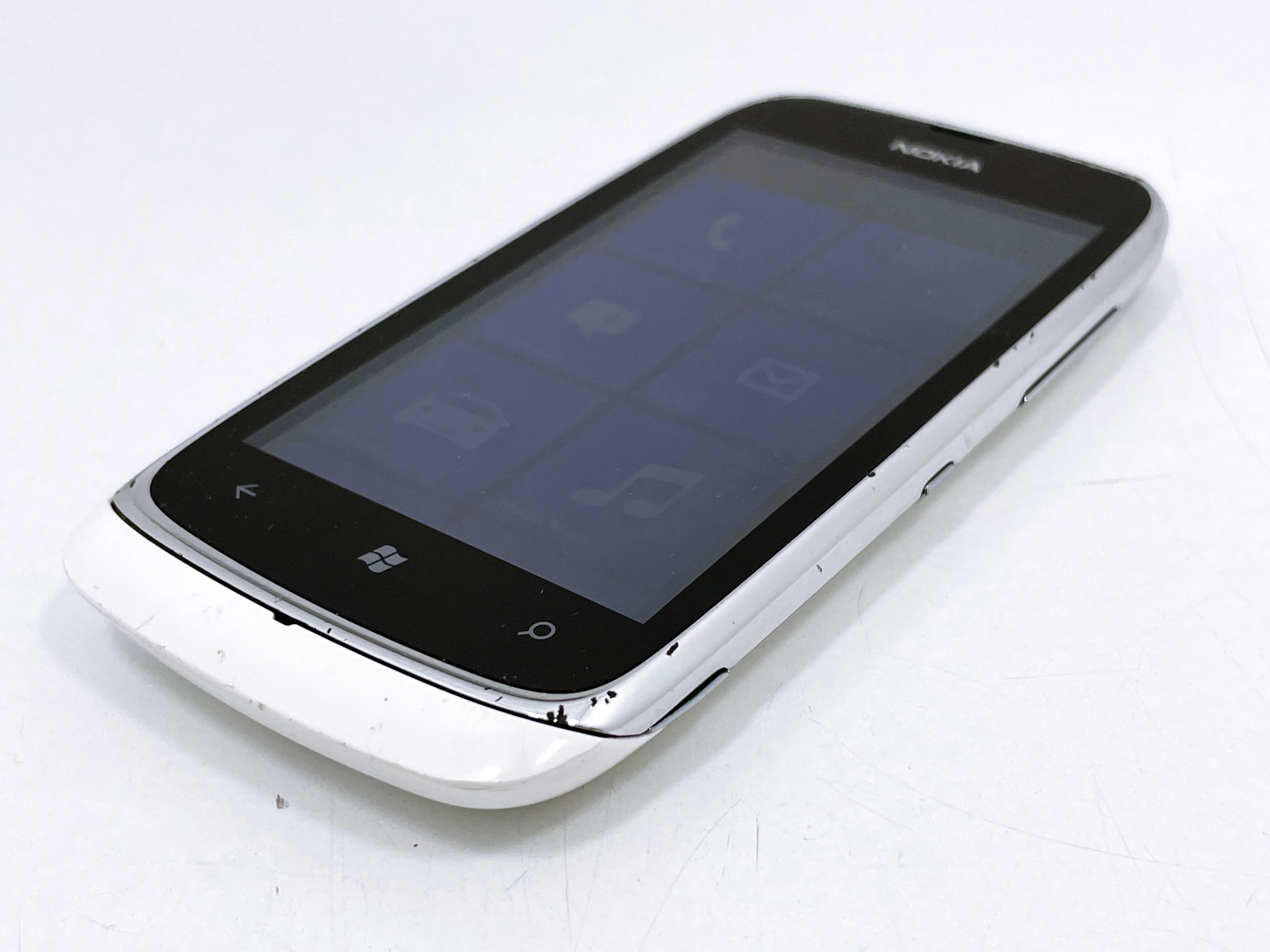 telefon-smartfon-nokia-lumia-610-ean-gtin-6438158474390