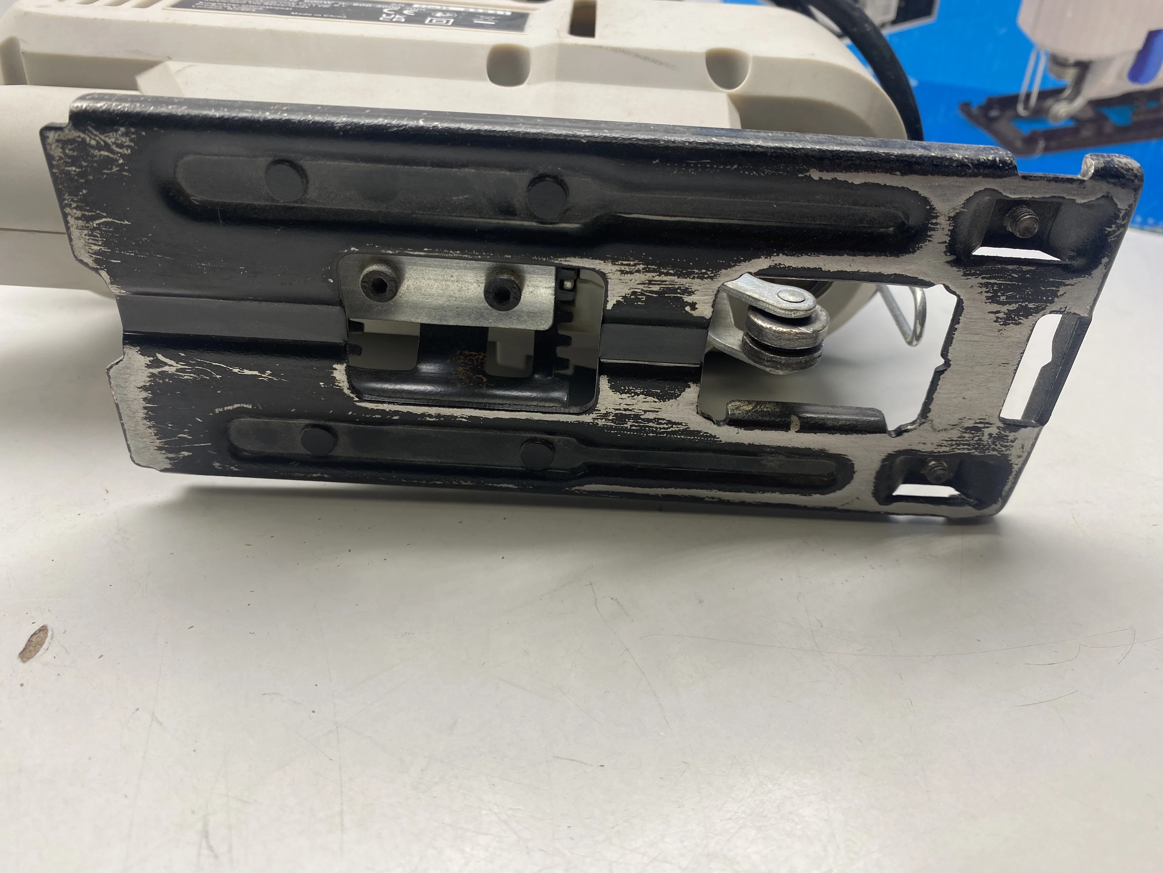 wyrzynarka-z-funkcja-podrzynania-macallister-600-w-ean-gtin-5059340252155