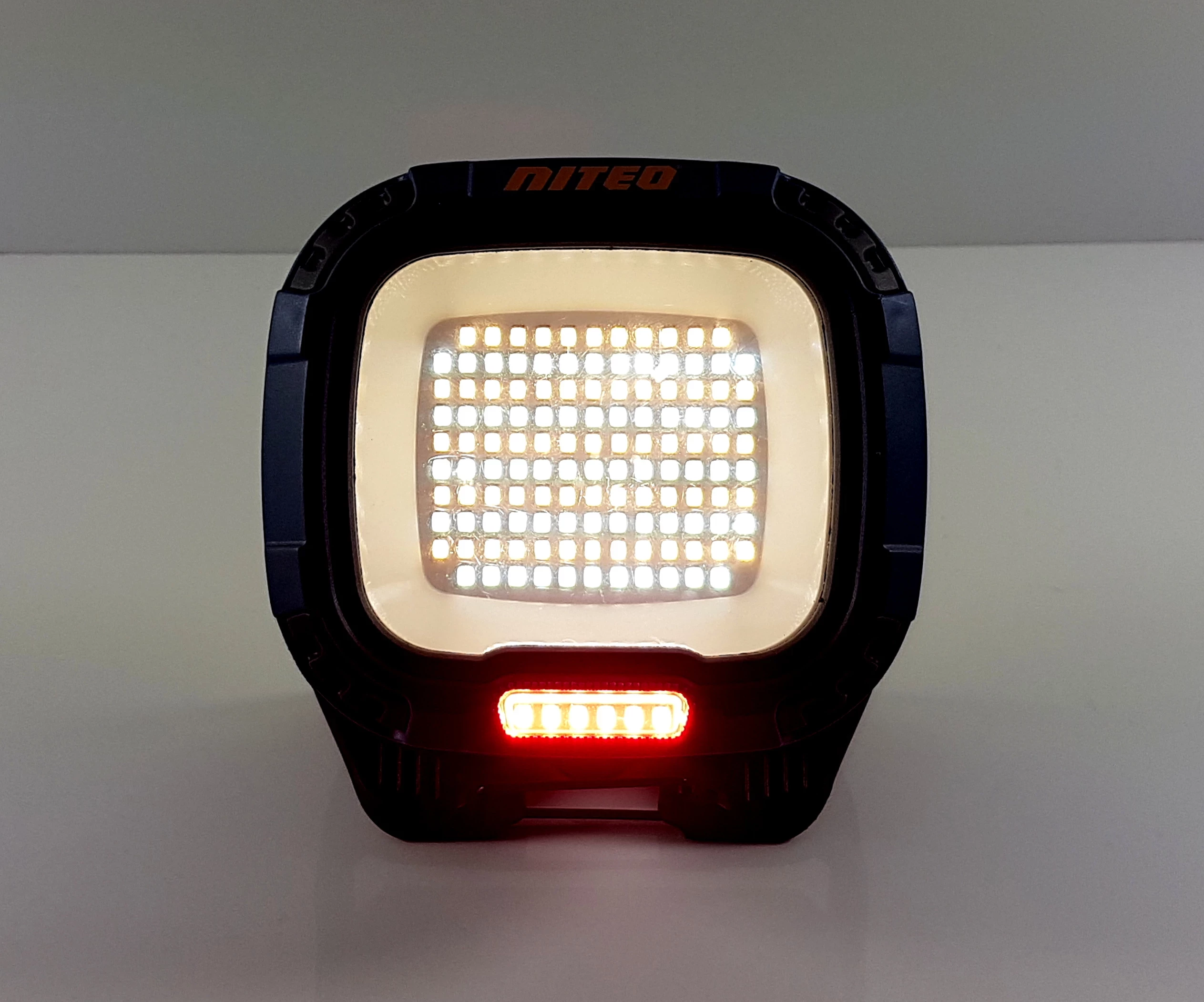 lampka-warsztatowa-z-powerbankiem-niteo-500-lm-marka-248811-951102