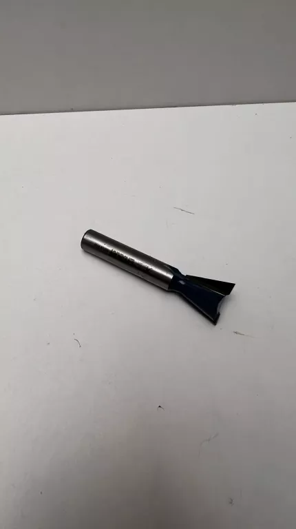 frez-trzpieniowy-erbauer-8-mm-15-srednica-15-x-14-mm-stan-11323-2