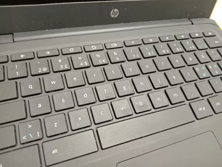 chromebook-hp-11a-g6-ee-stan-11323-2