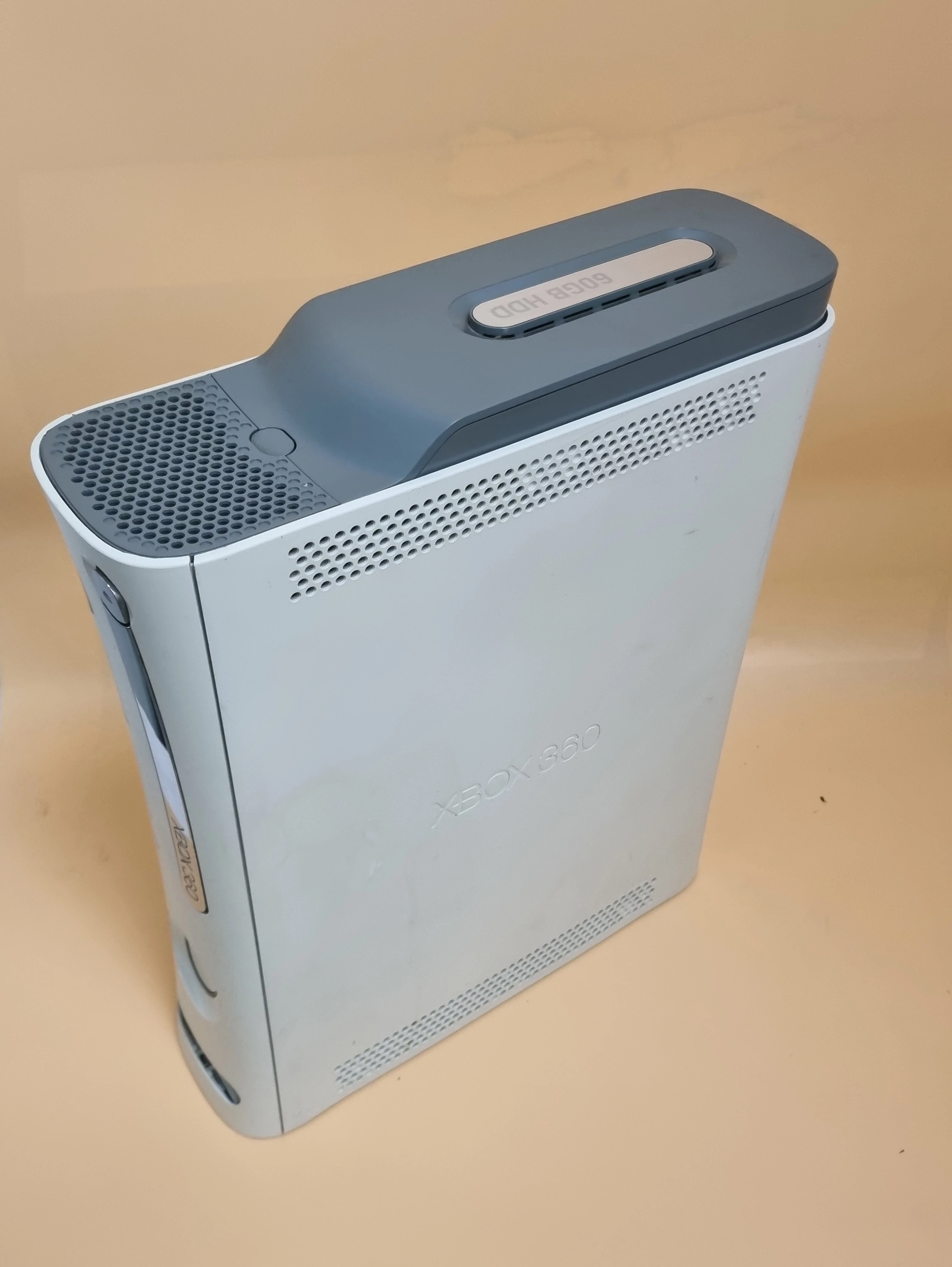 konsola-microsoft-xbox-360-320gb-liczba-kontrolerow-w-zestawie-205994-257974