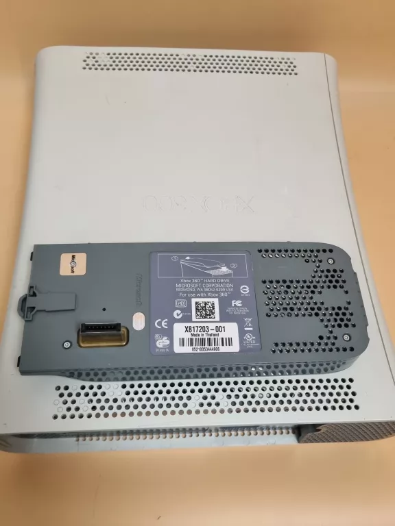 konsola-microsoft-xbox-360-320gb-dysk-wbudowana-pamiec-5179-225714