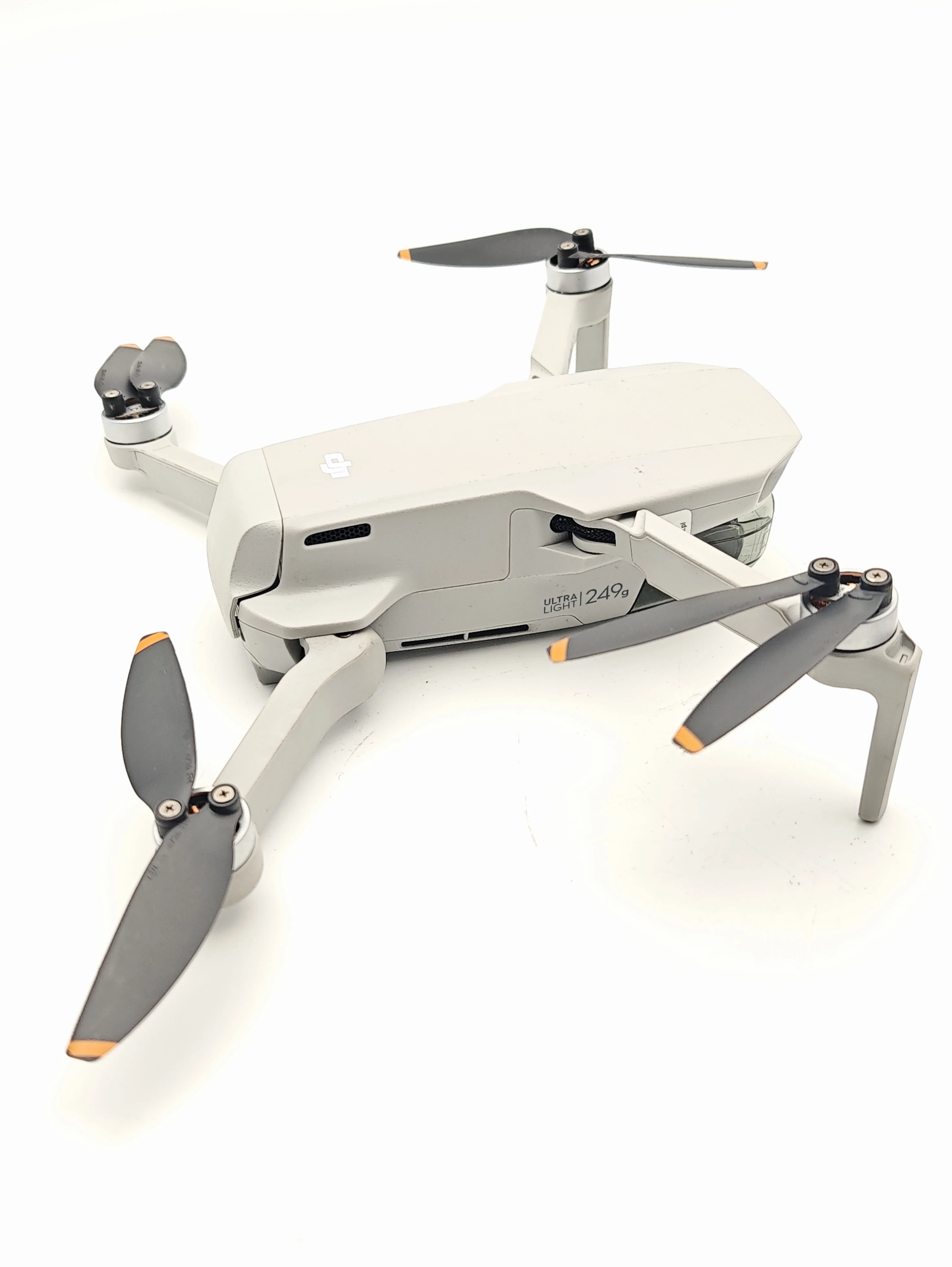 dron-dji-mini-4k-stan-zlozenia-384-1