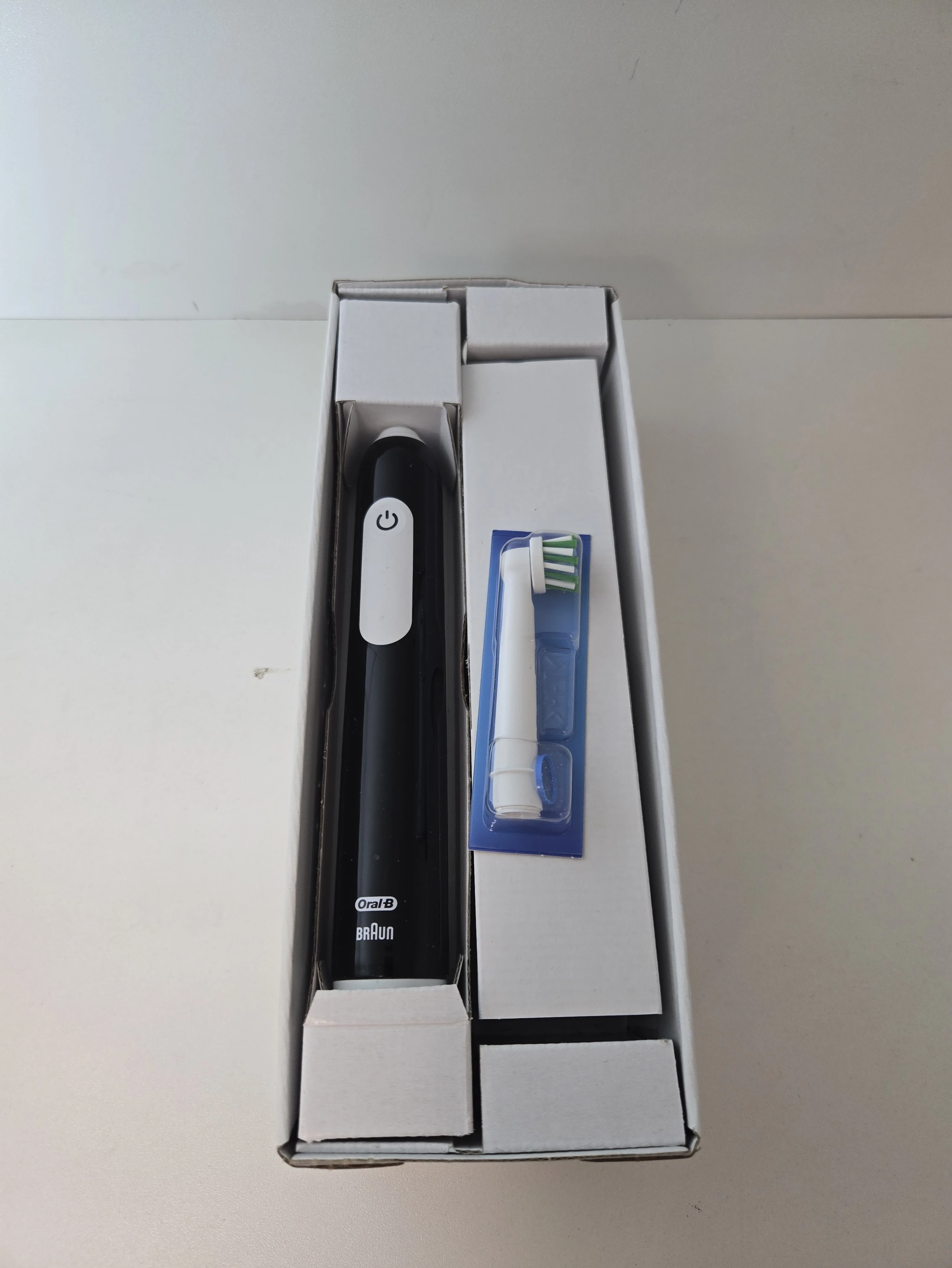 szczoteczka-oral-b-pro-series-1-ean-gtin-8700216022101