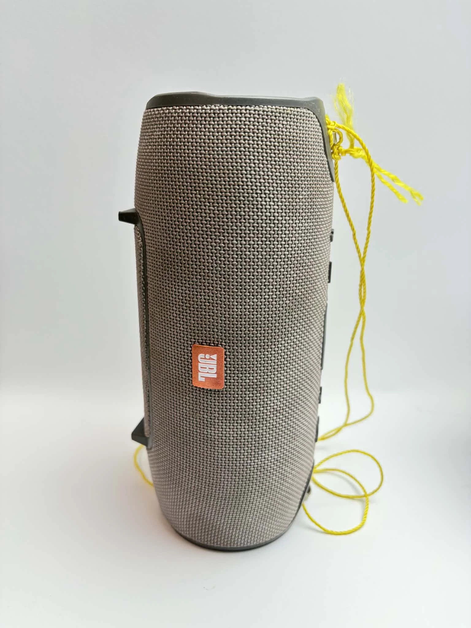 glosnik-jbl-xtreme-kolbe-1a-pila