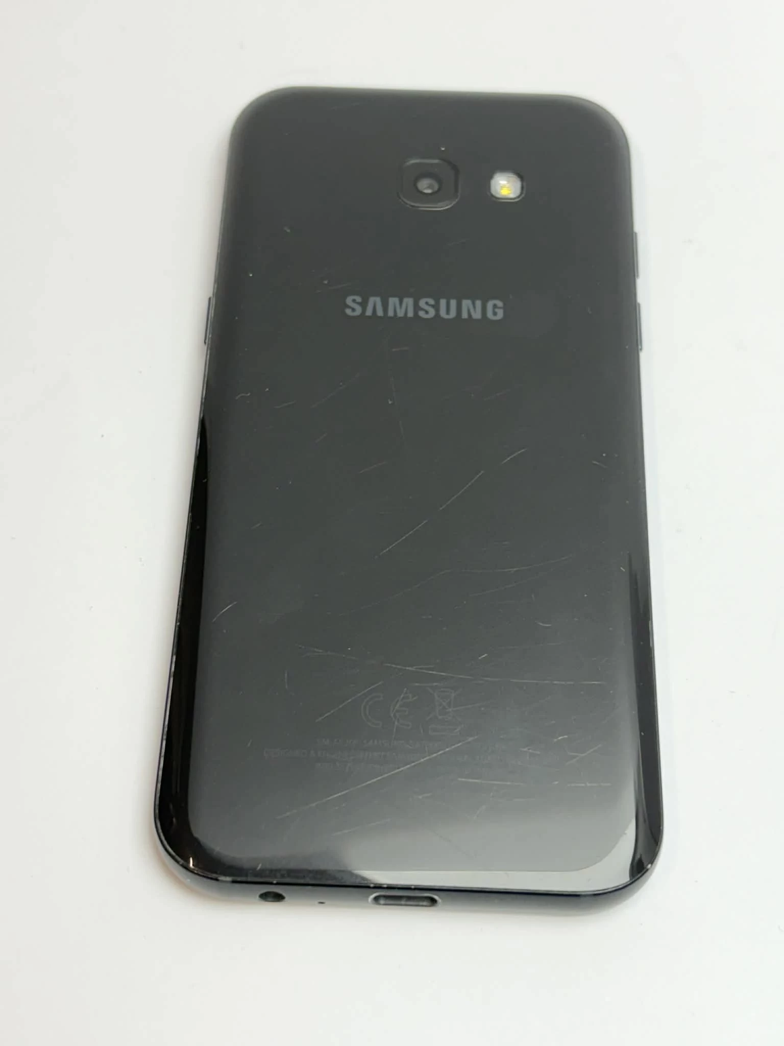 telefon-galaxy-a5-2017-sm-a520f-stan-11323-2