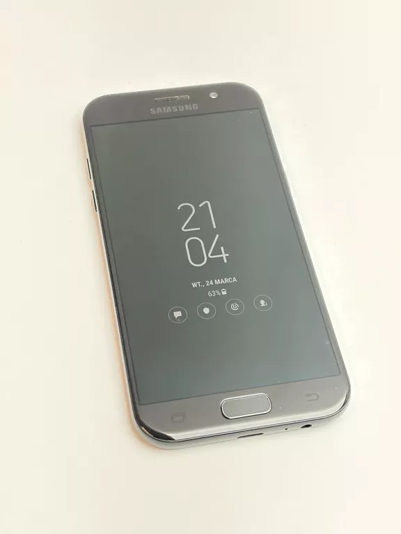 telefon-galaxy-a5-2017-sm-a520f-przekatna-ekranu-520