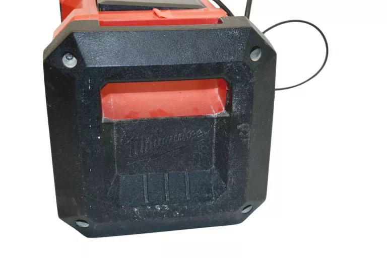 radio-budowlane-milwaukee-m18jsr-0-waga-produktu-z-opakowaniem-jednostkowym-5000