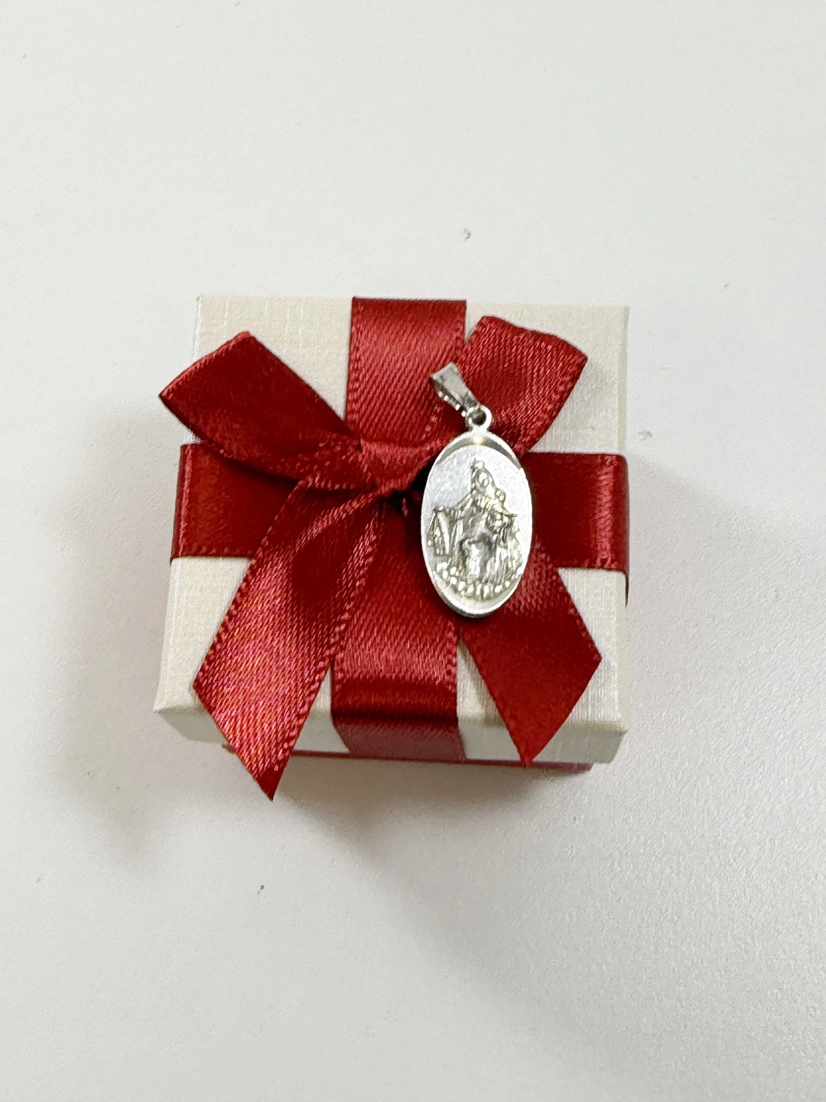 srebro-inny-wyrob-jubilerski-uzywany-medalik-925-krupowki-75-zakopane