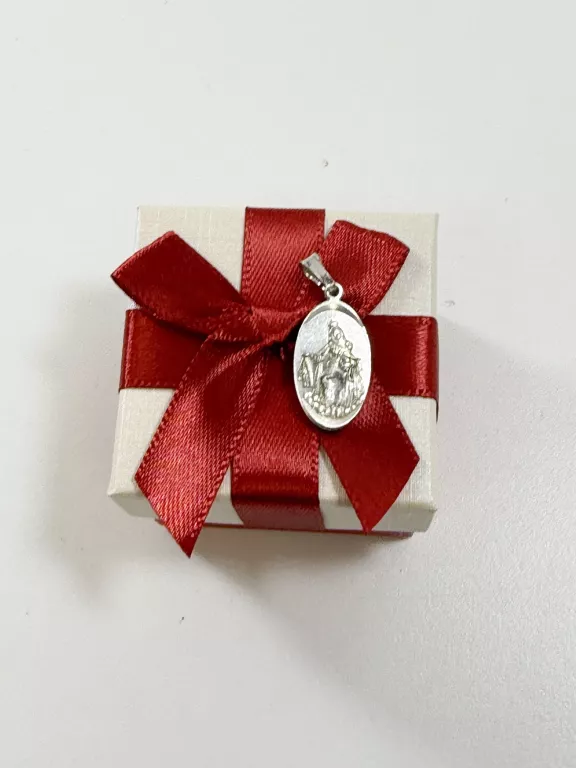 srebro-inny-wyrob-jubilerski-uzywany-medalik-925-krupowki-75-zakopane